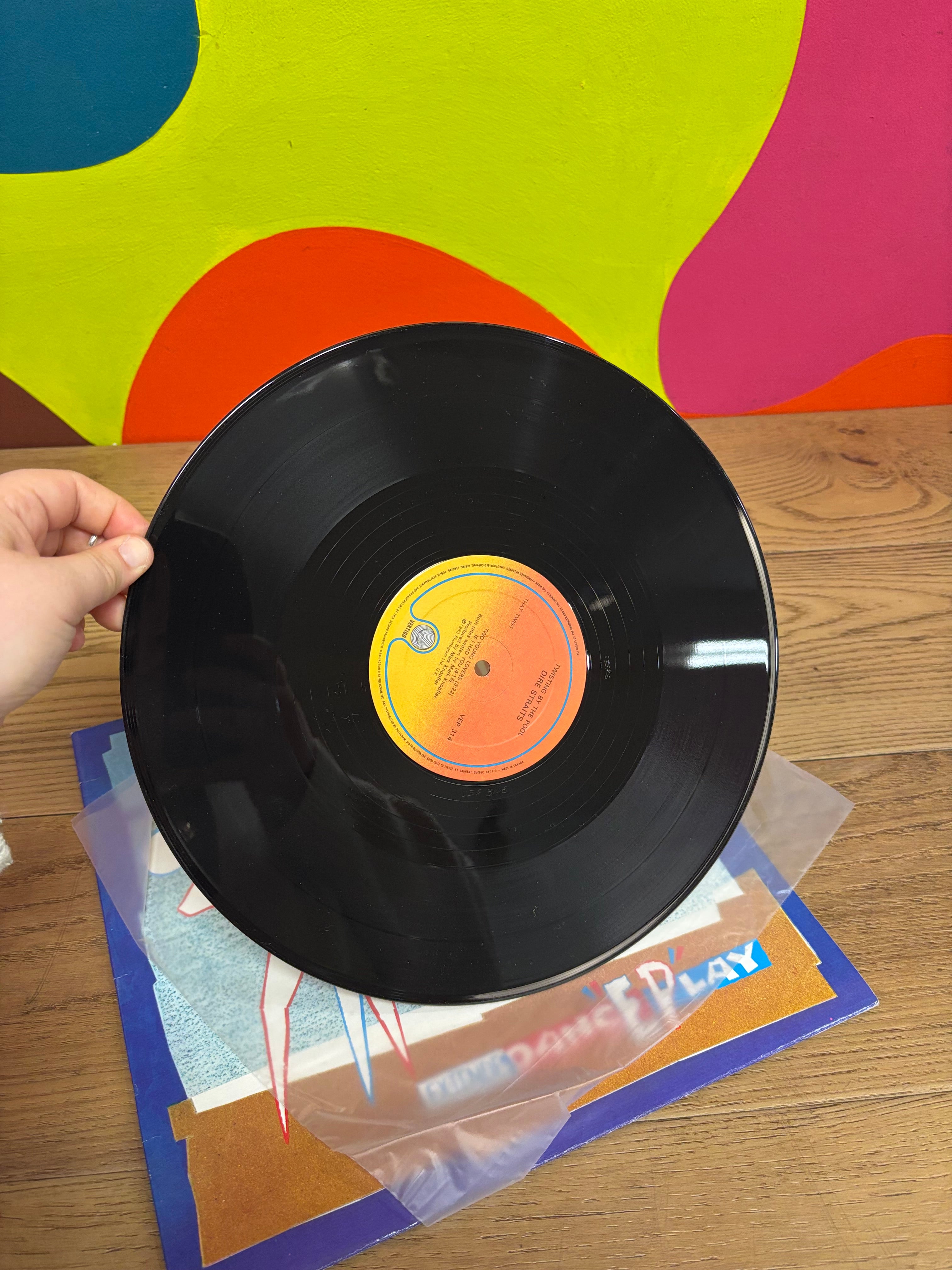 Dire Straits – Twisting By The Pool Vinyl