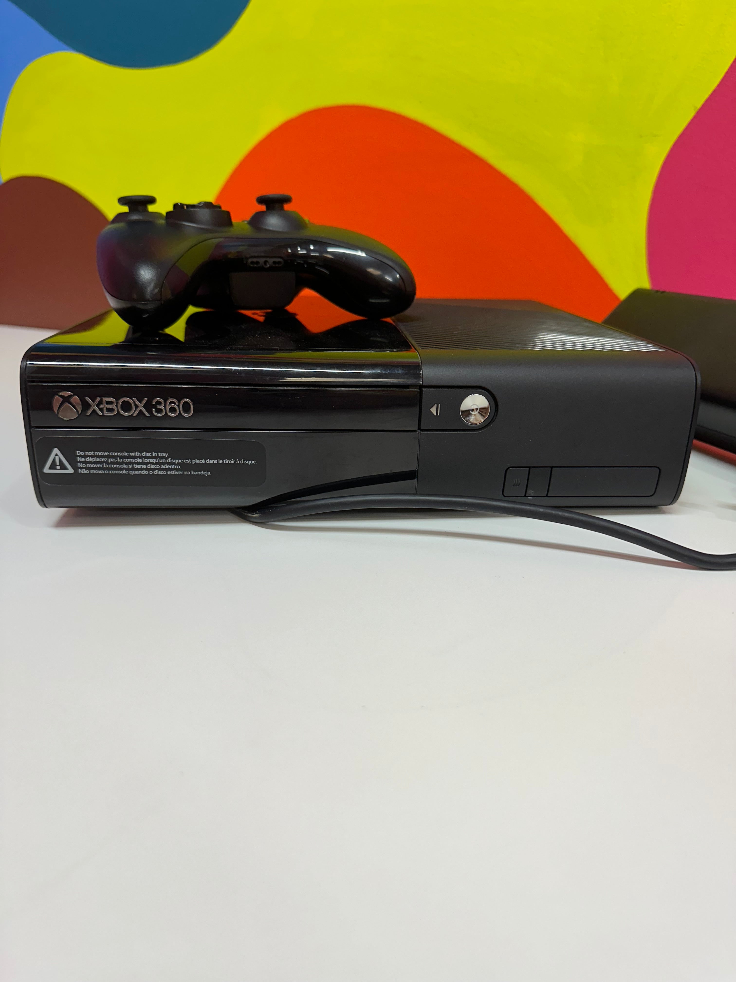 X Box 360 Console with Controller