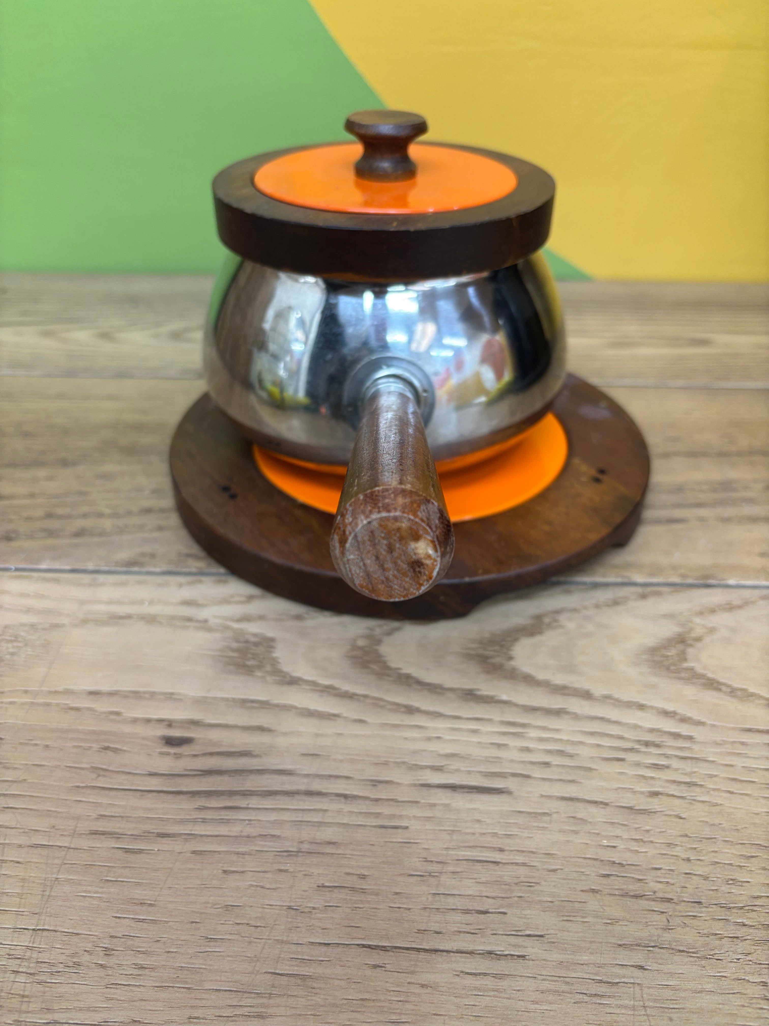 Orange Pot
