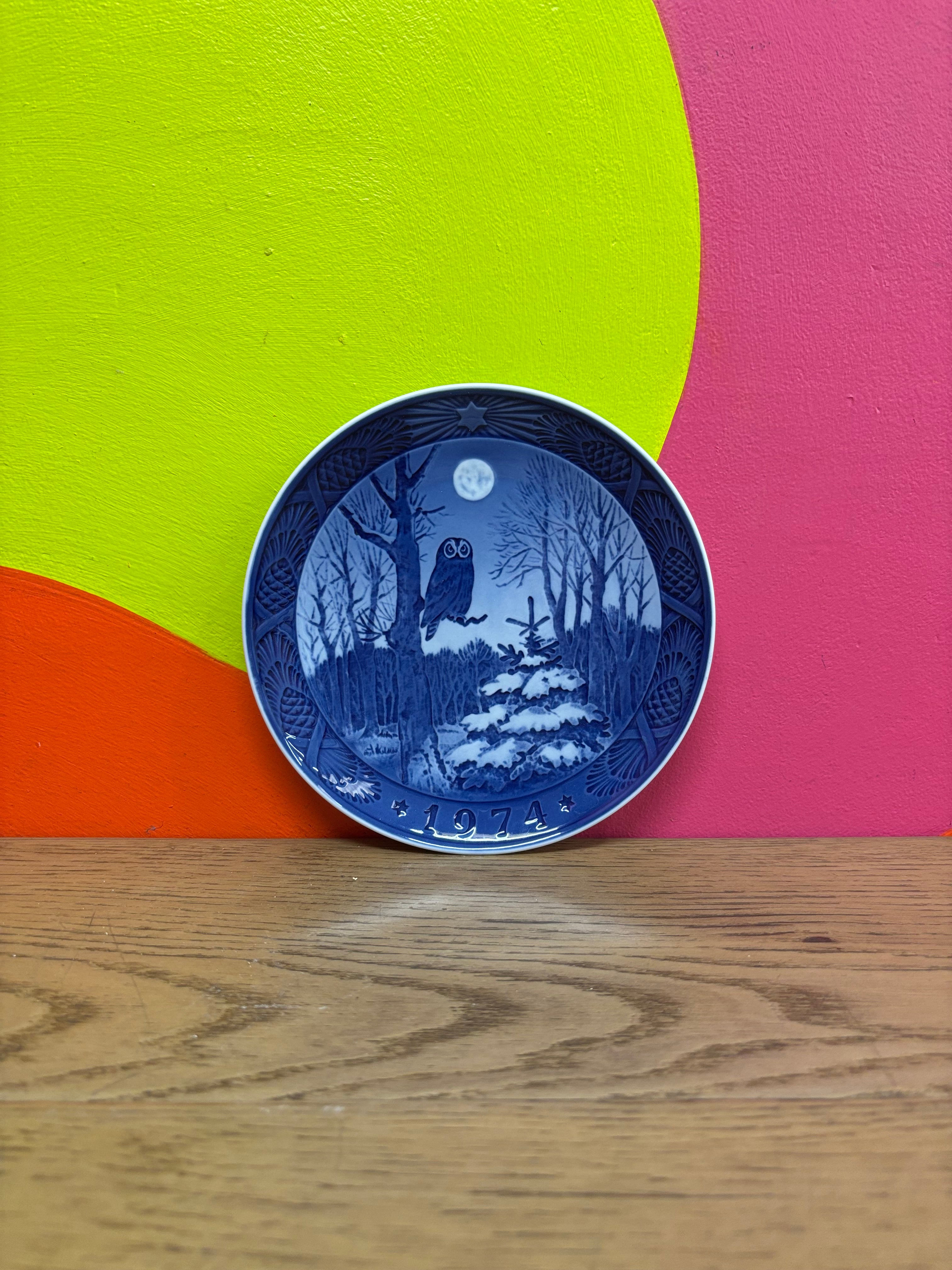 Royal Copenhagen Decor Plate - Winter Twilight