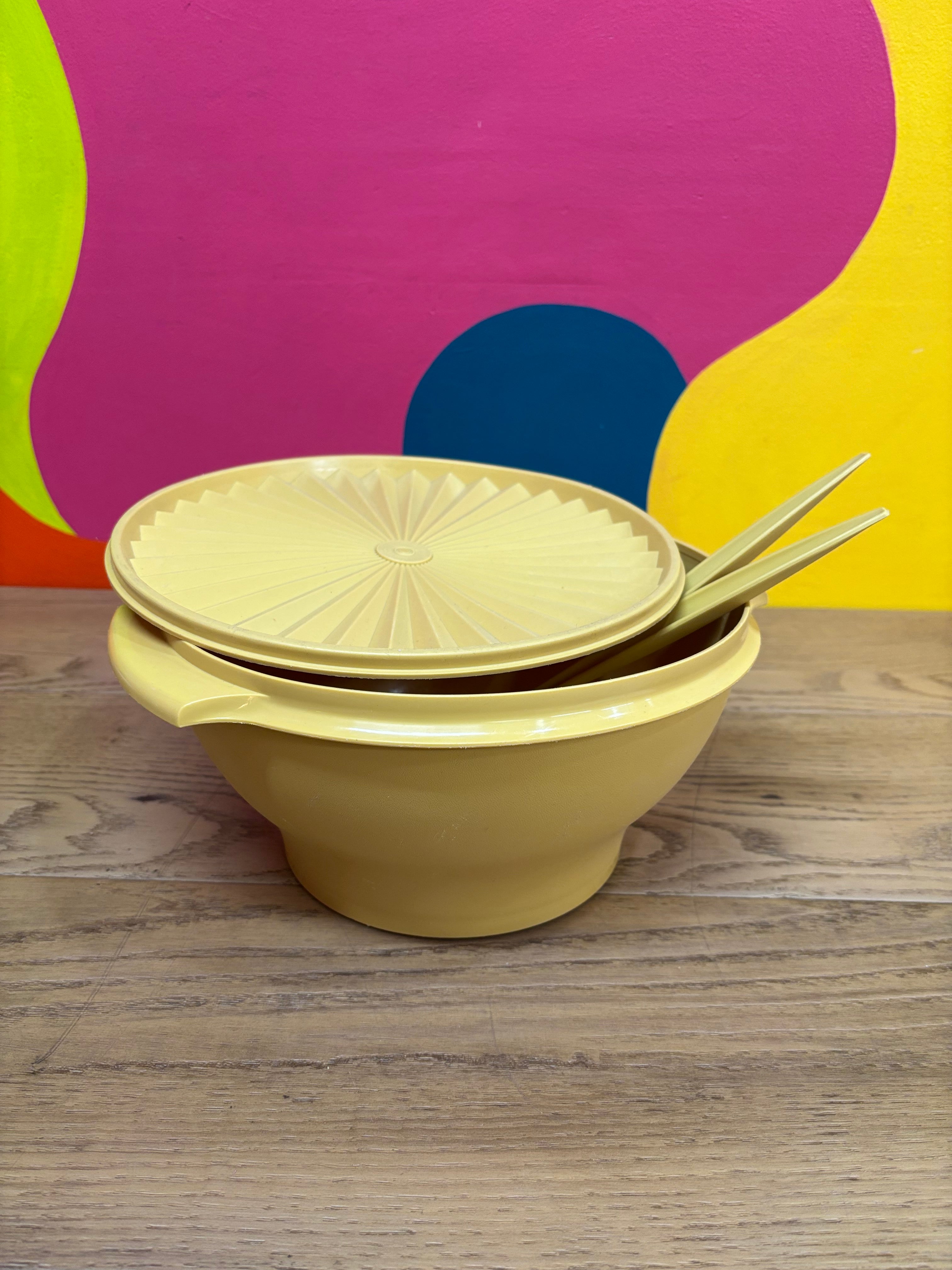 Yellow Tupperware Salad Set
