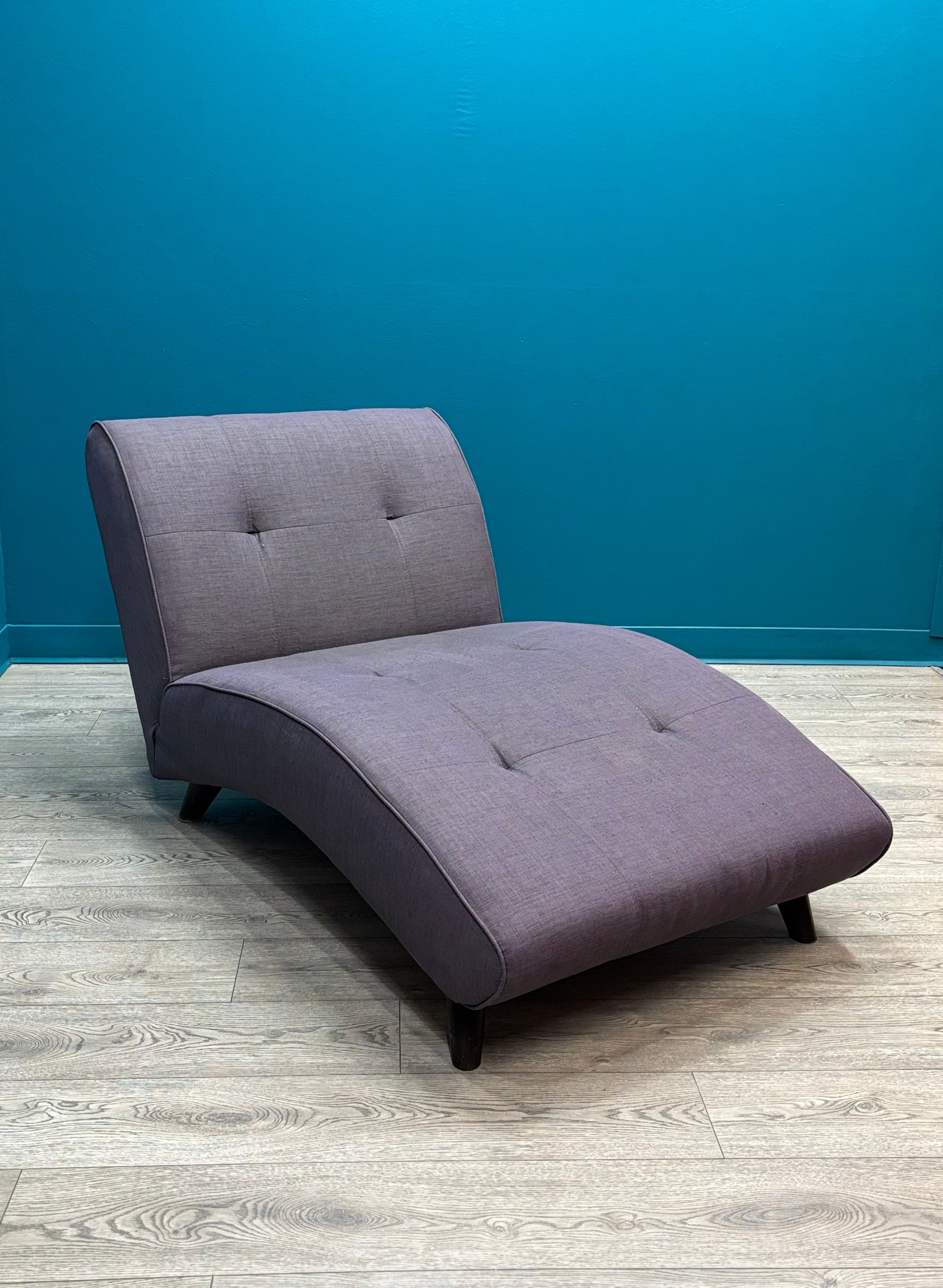 Light Purple Lounge Chaise (EQ3)