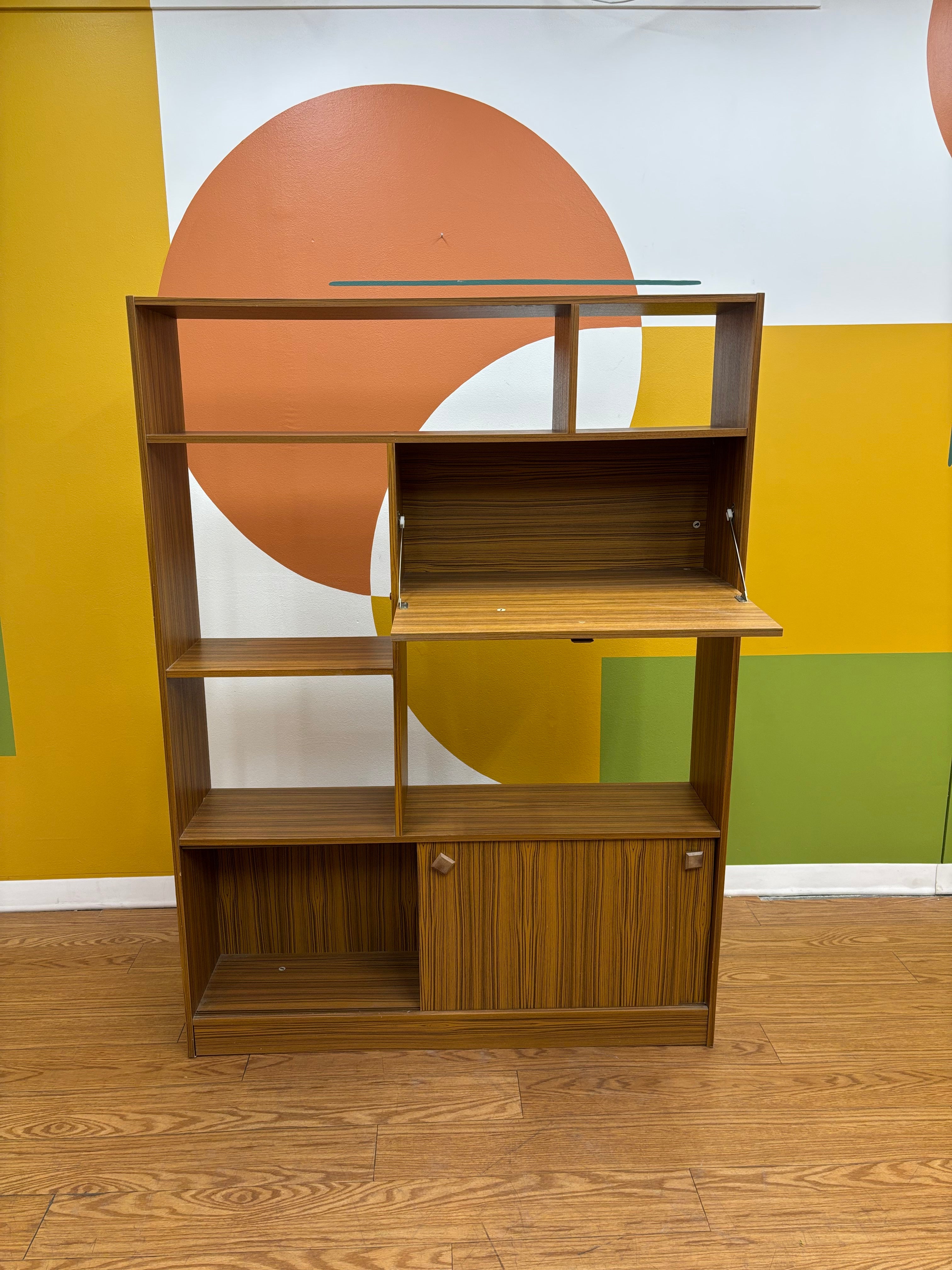 Shelving Unit