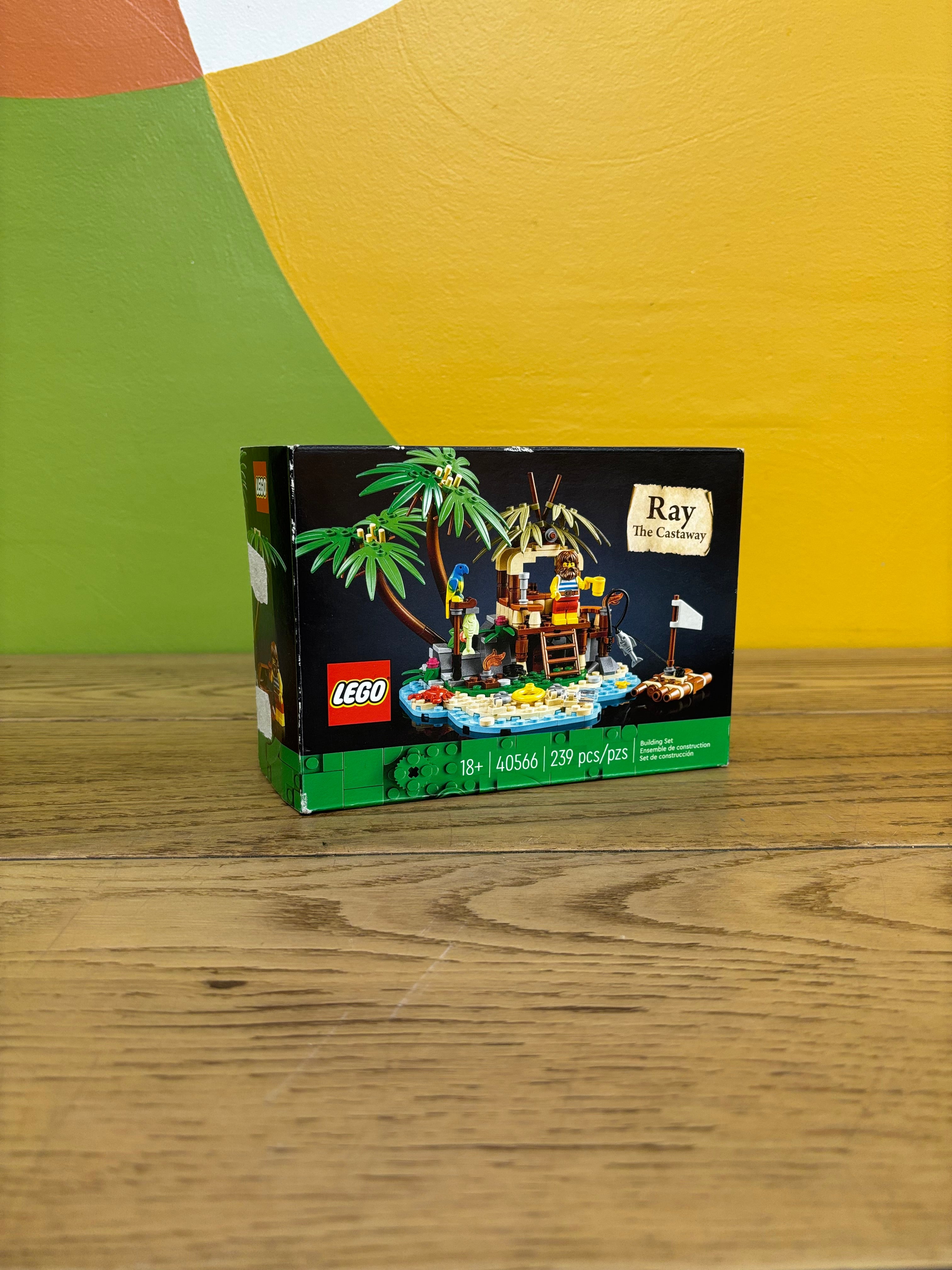 Lego: Ray The Castaway Set #40566