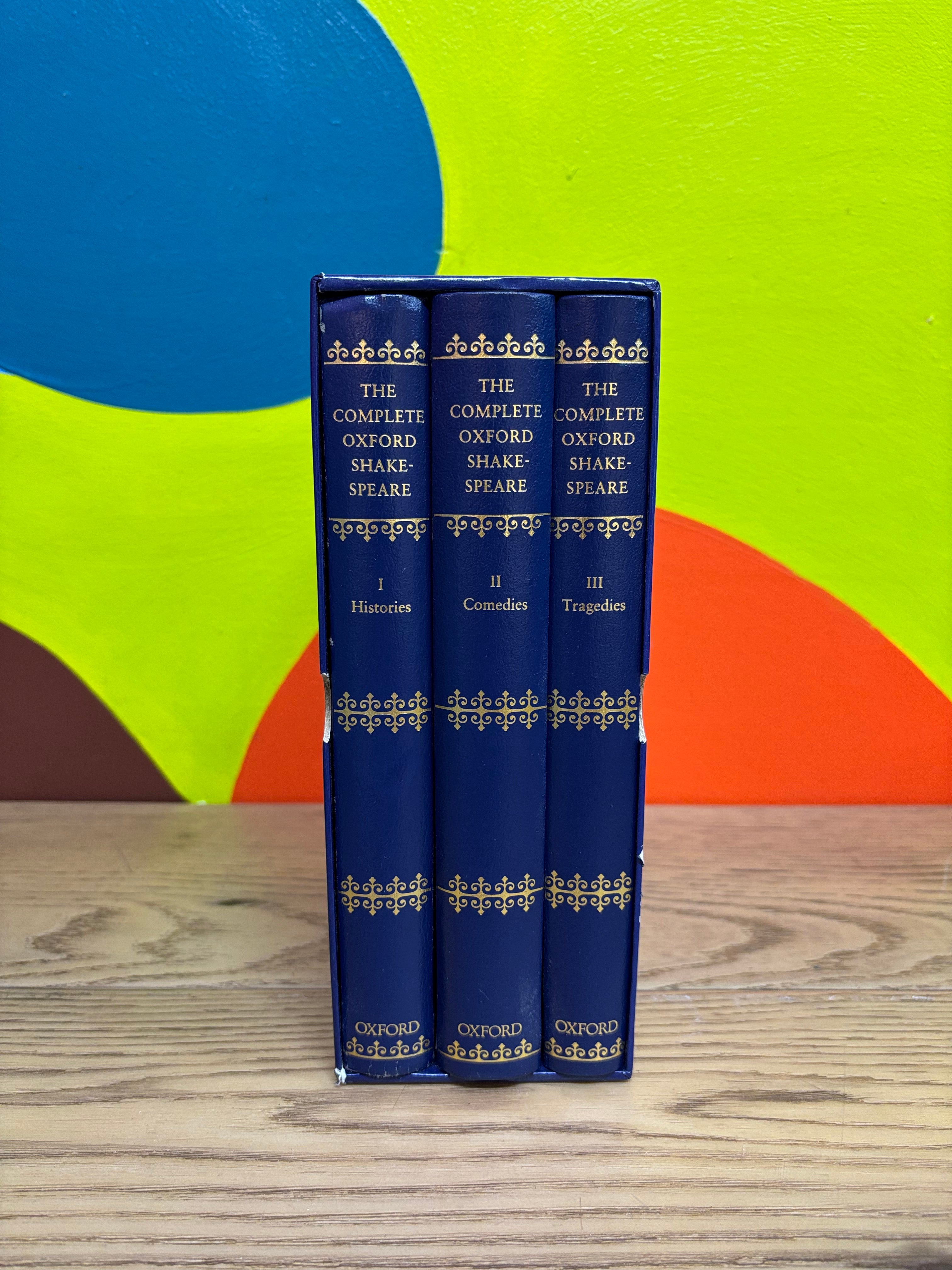 Complete Oxford Three Volume Box Set of Shakespeare