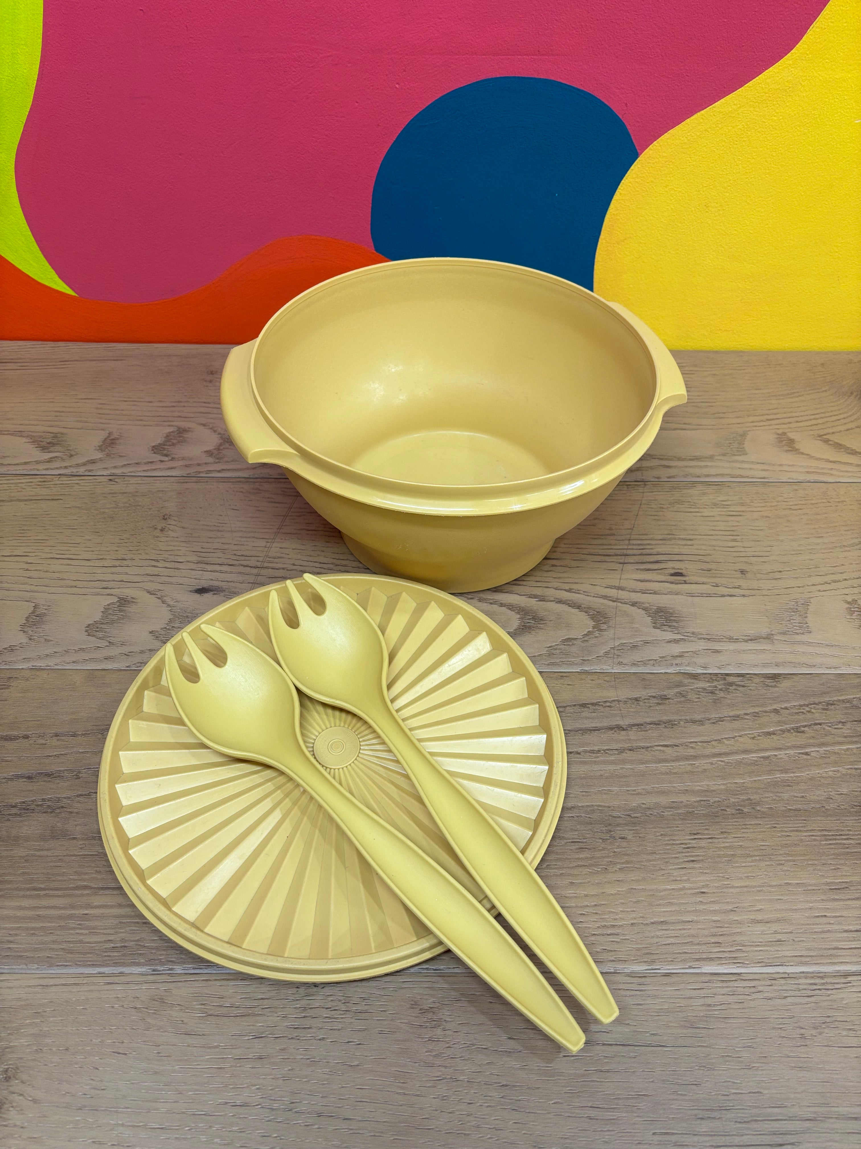 Yellow Tupperware Salad Set