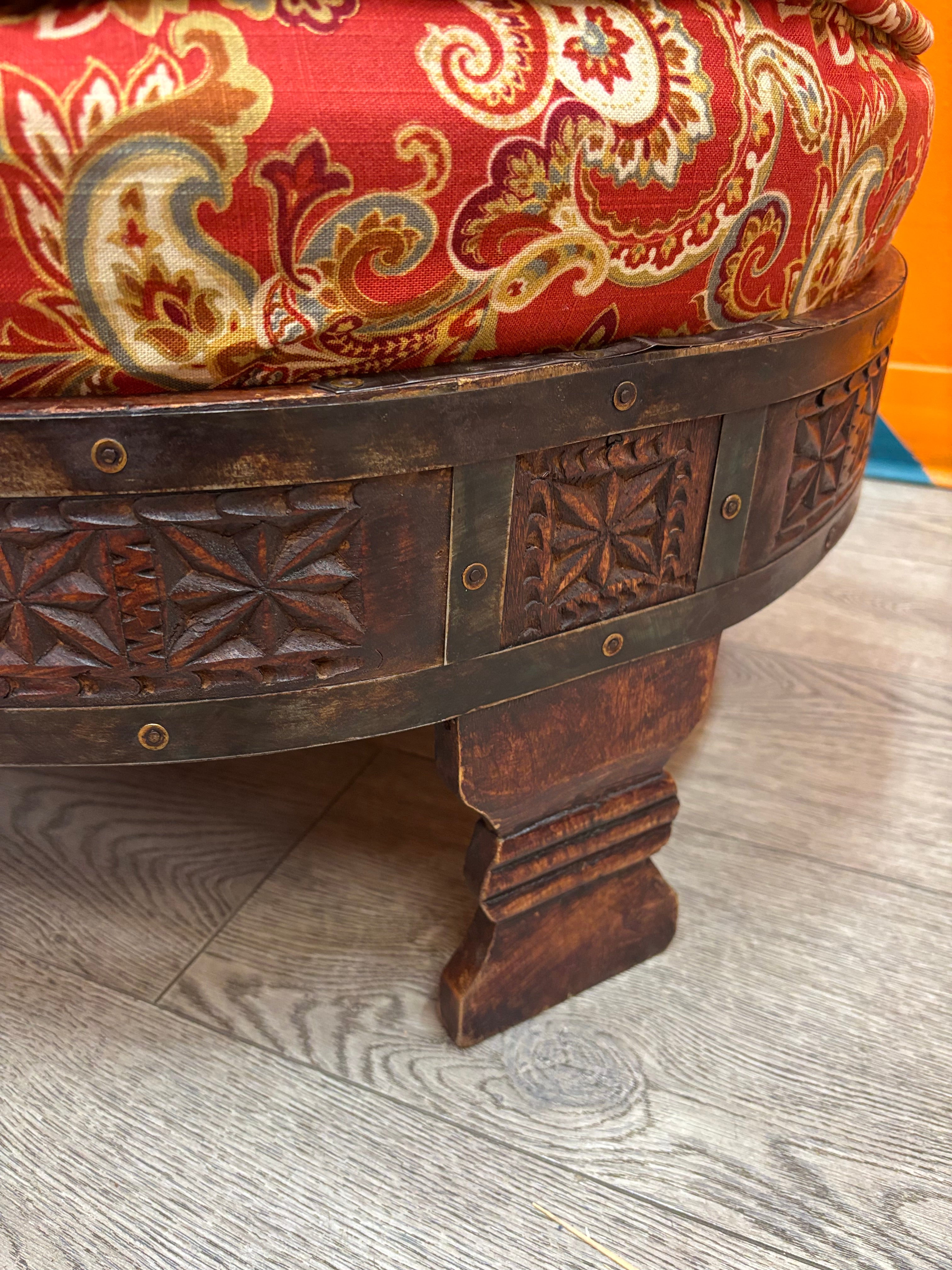 Round Ottoman