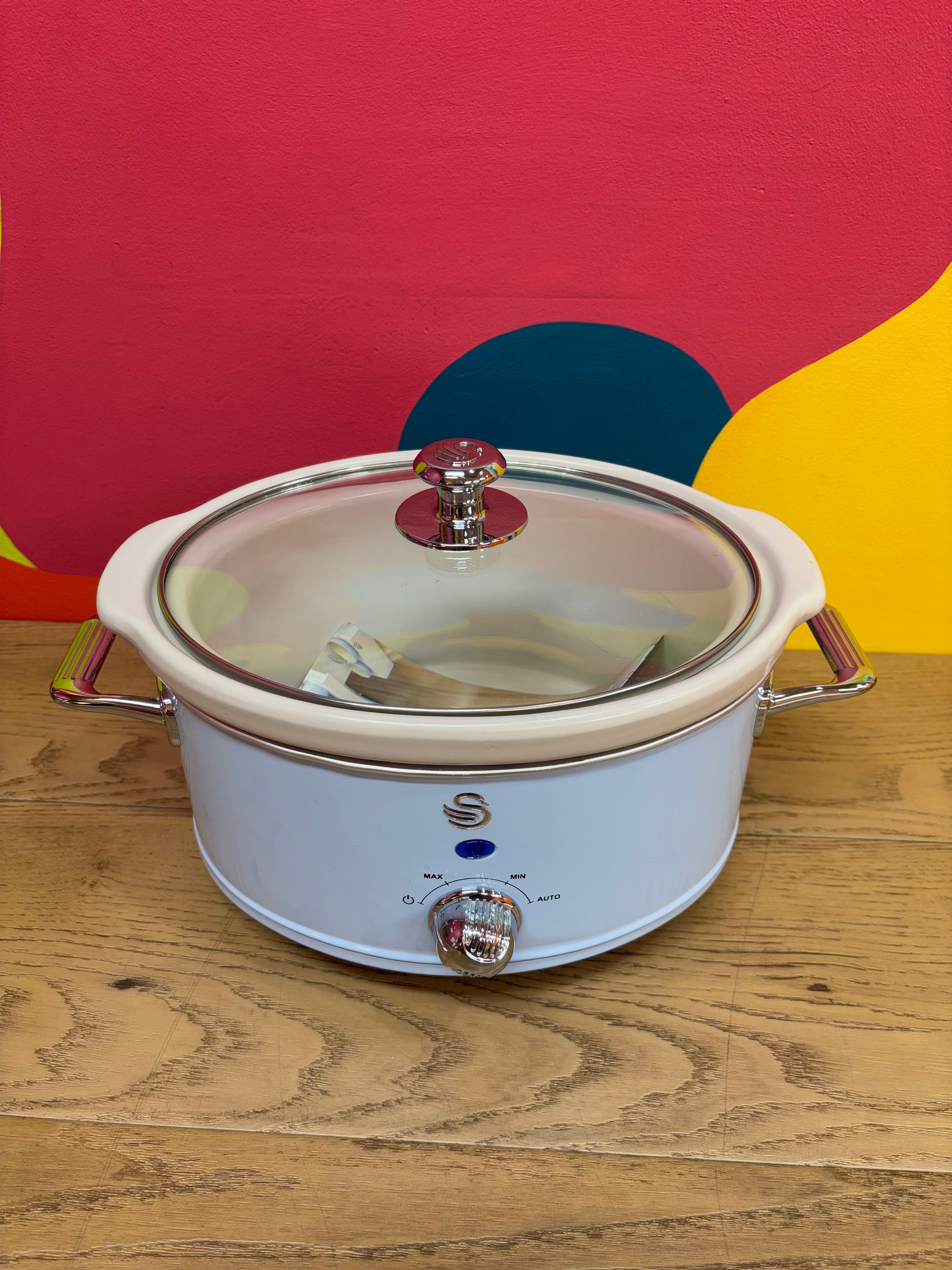 Light Blue Swan Retro 3.5 L Slow Cooker