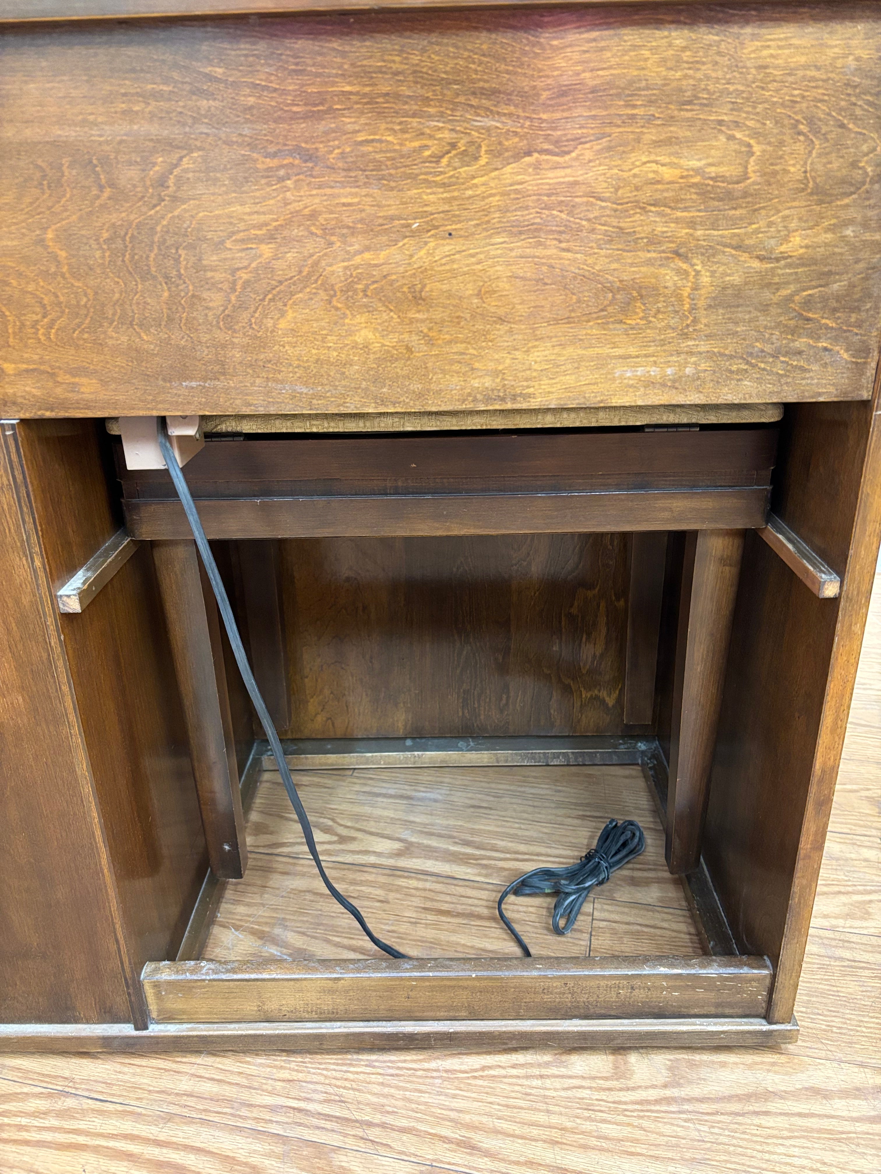 Domestic Imperial Automatic Sewing Machine Cabinet