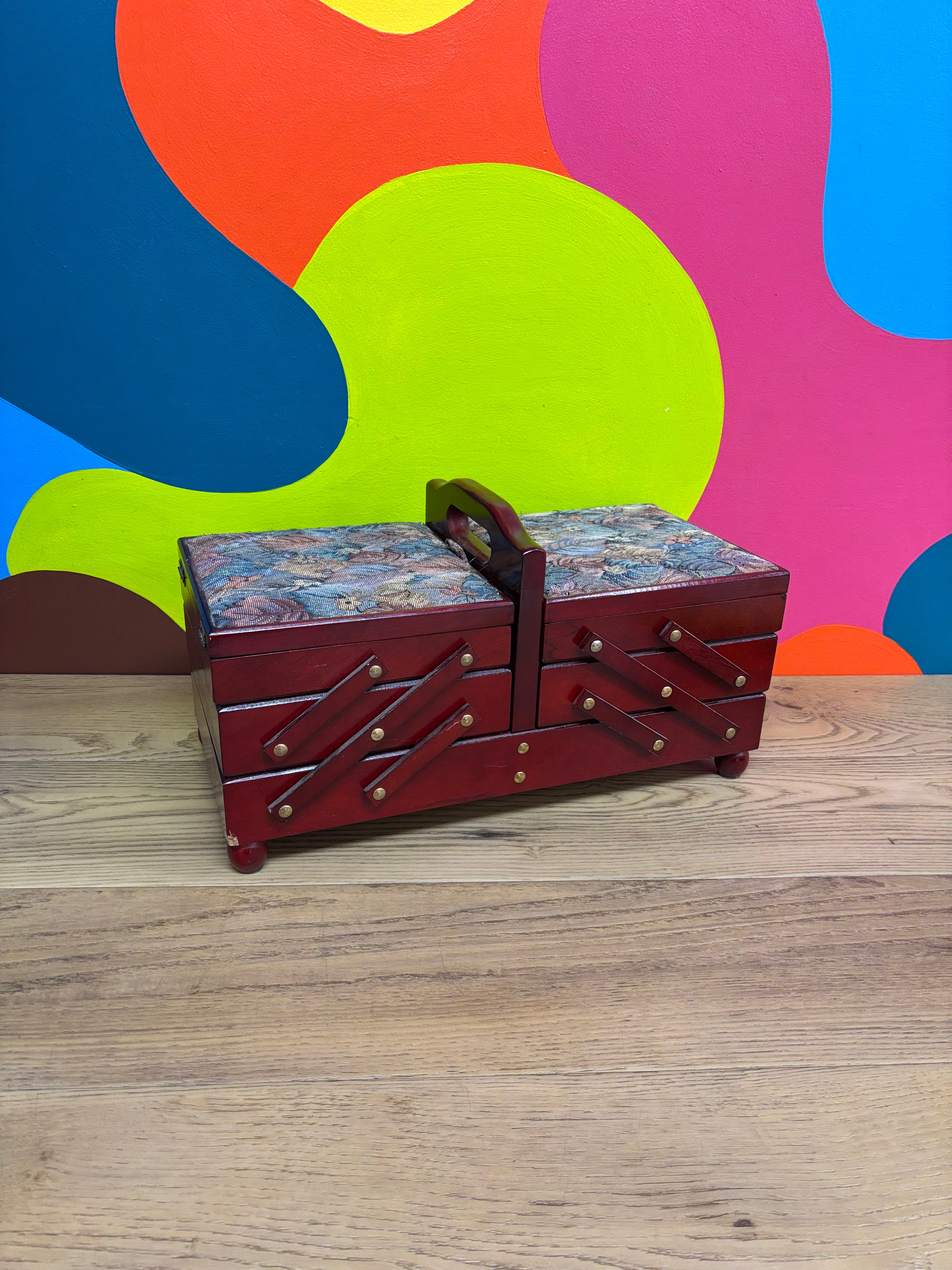 Accordion Sewing Box