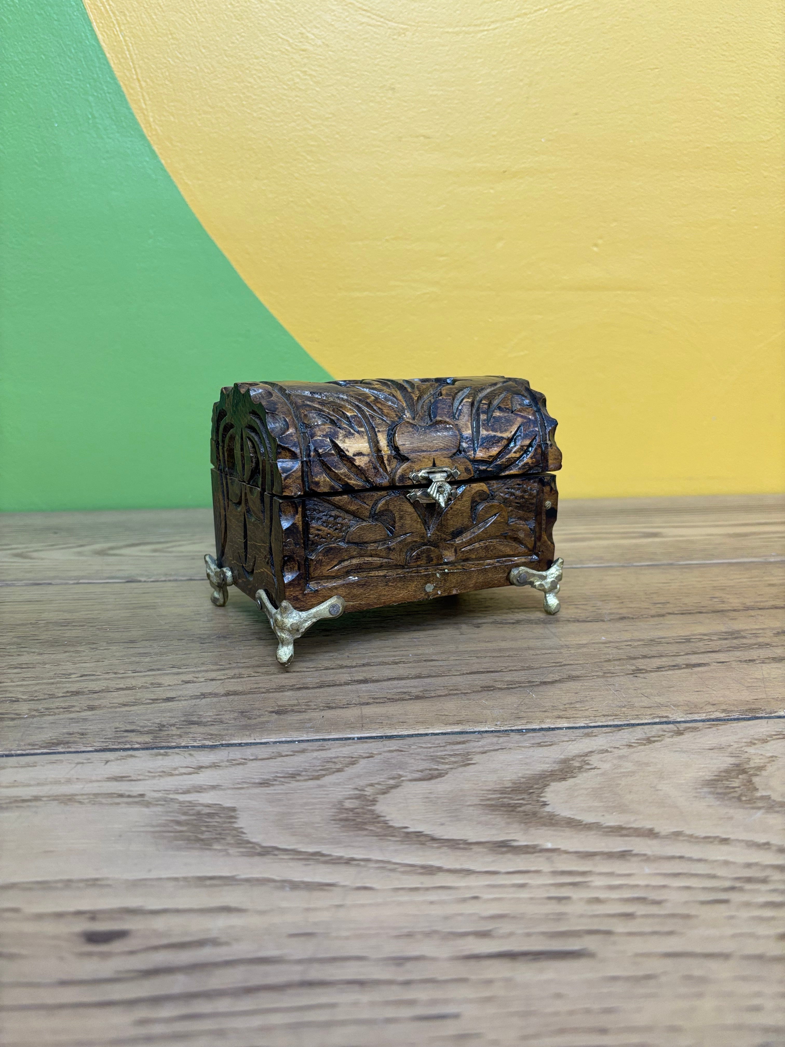 Small Wood Carved Jewlery Box
