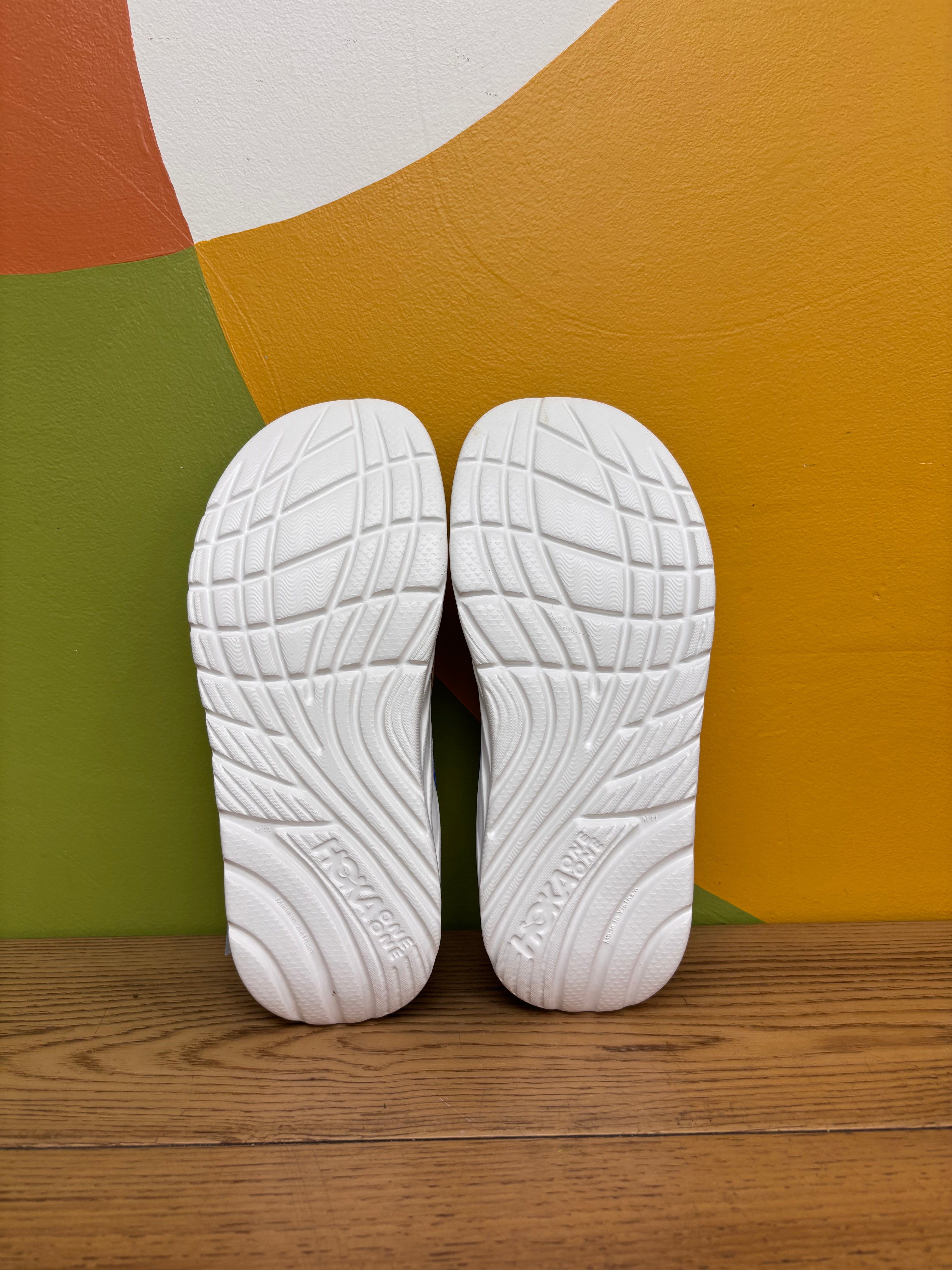 HOKA Ora Recovery Flip Flop (Men Size 11) NEW