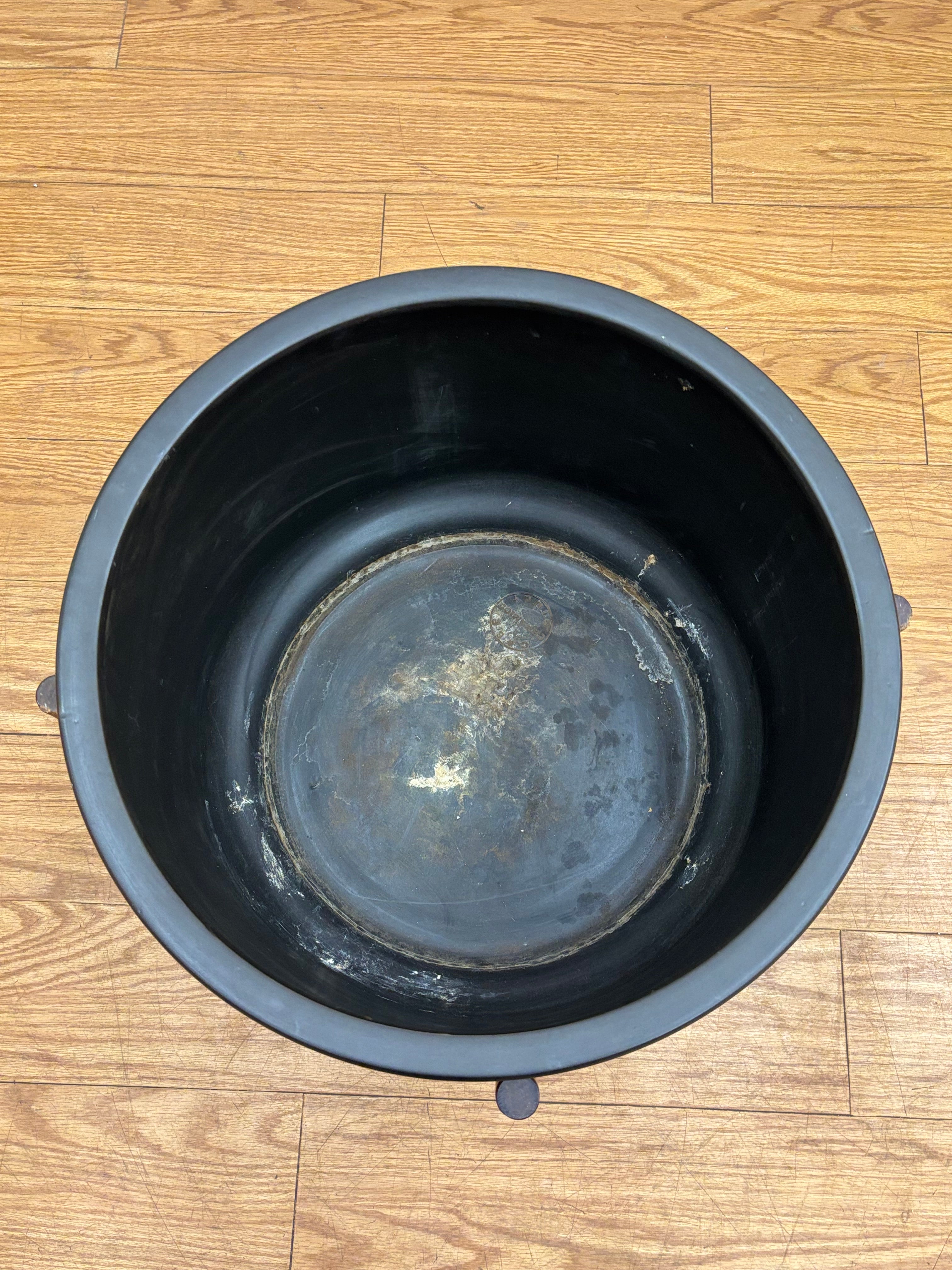 Case Study Large Ceramic Planter