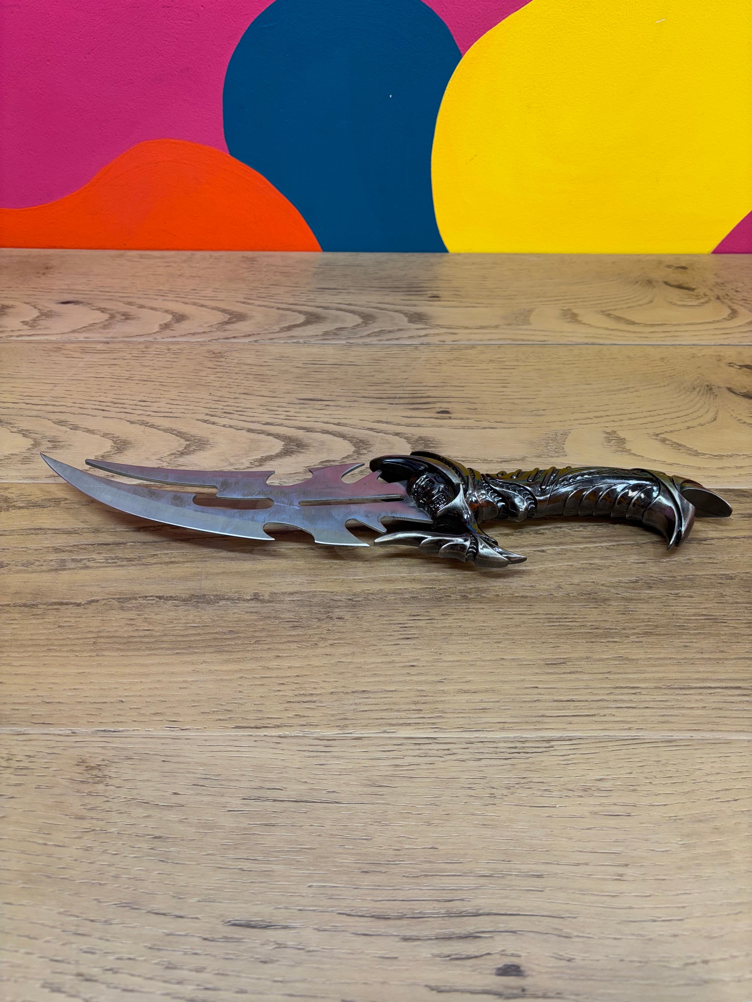 Dragon Decor Knife