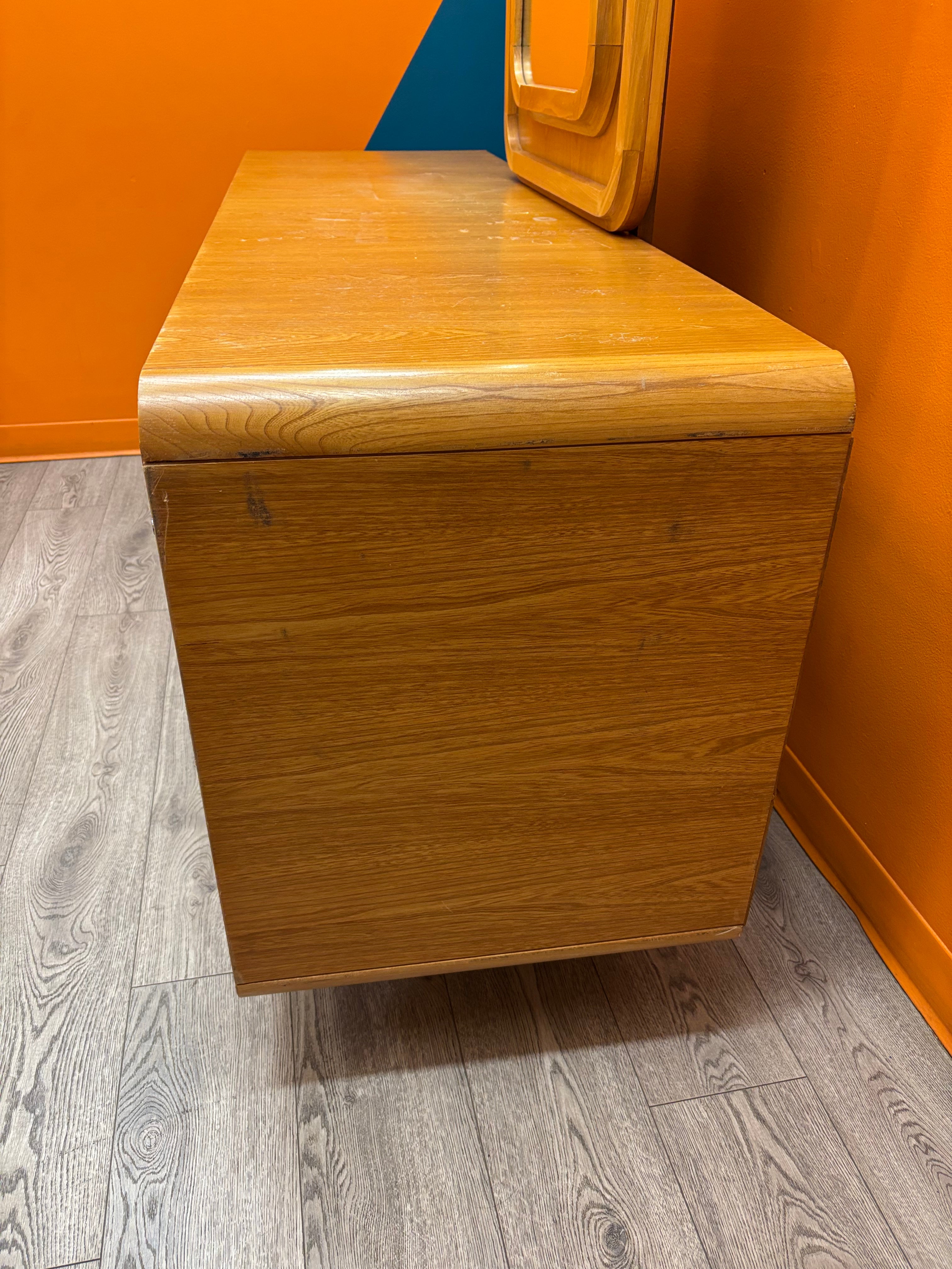 Large 9 Drawer Dresser with Mirror