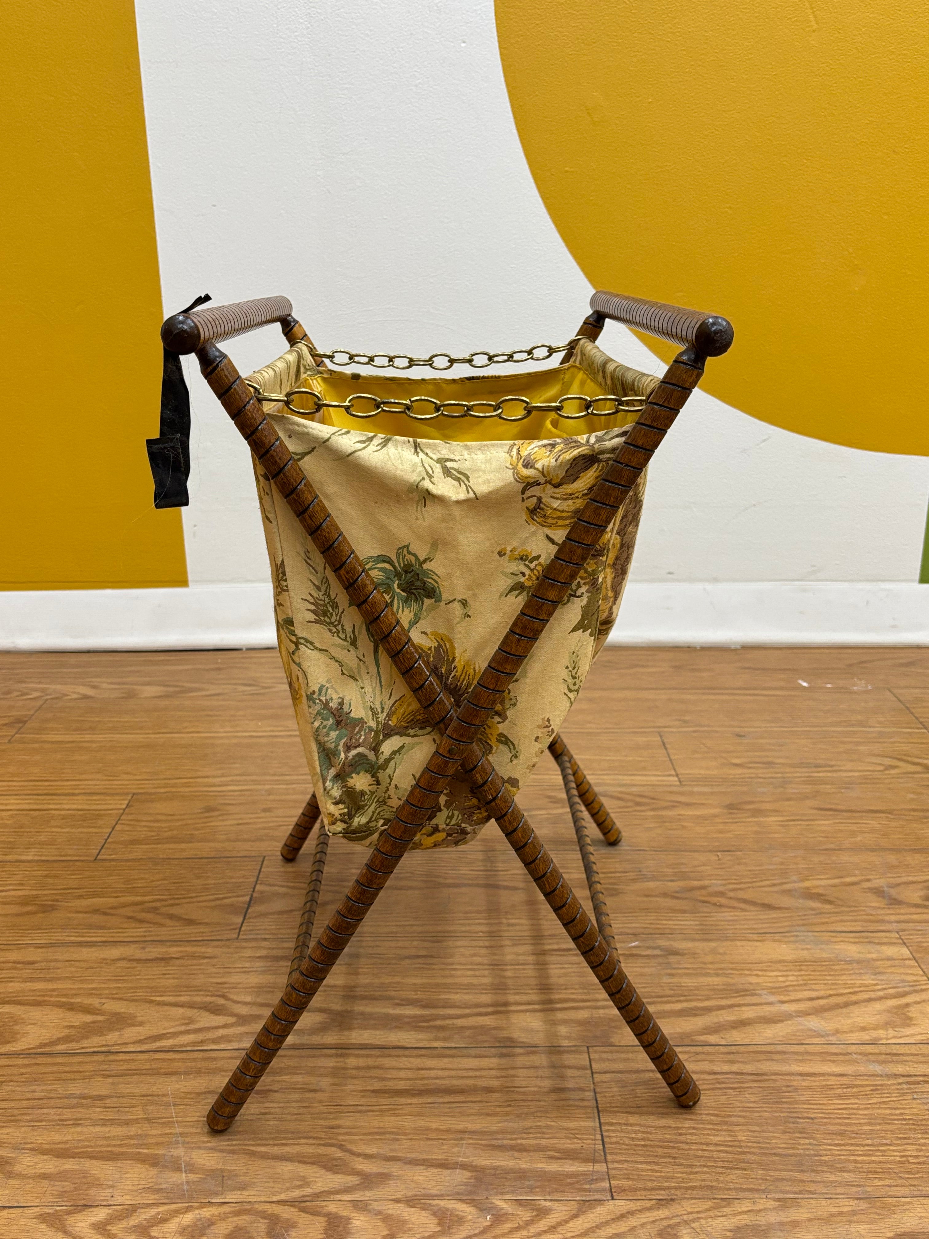 Standing Sewing Basket