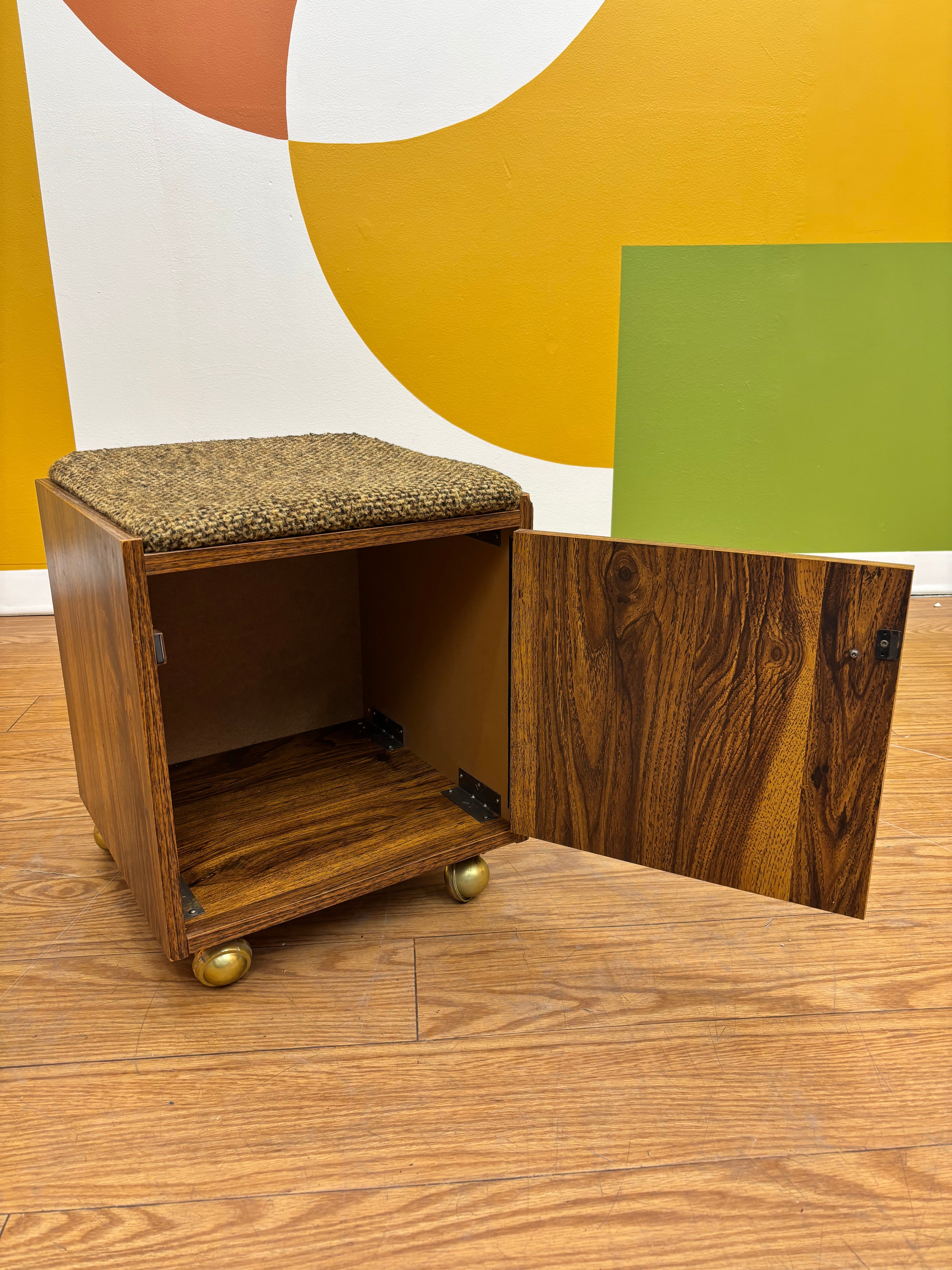 Rolling Stool with Storage