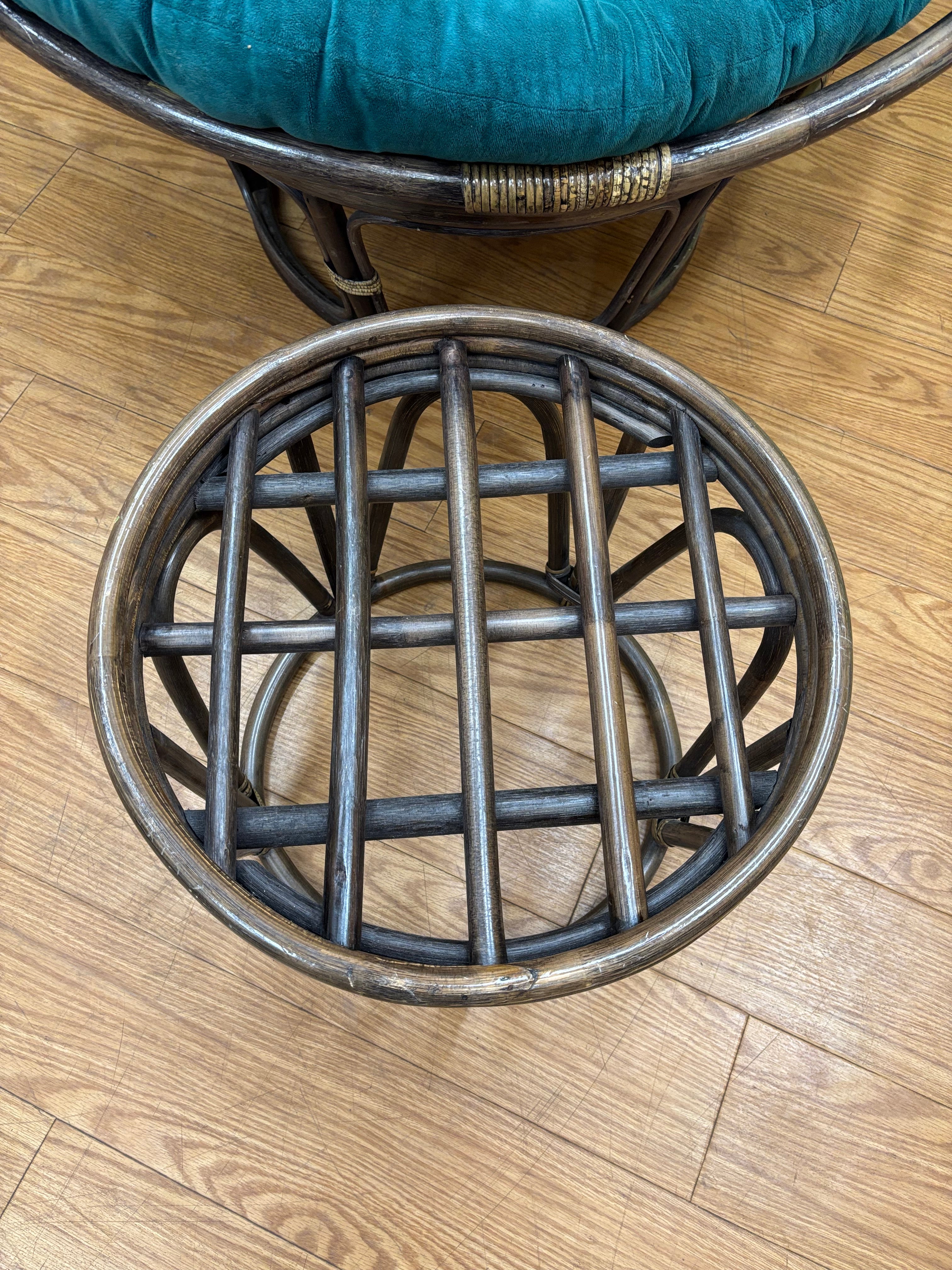 Papasan Chair and Stool