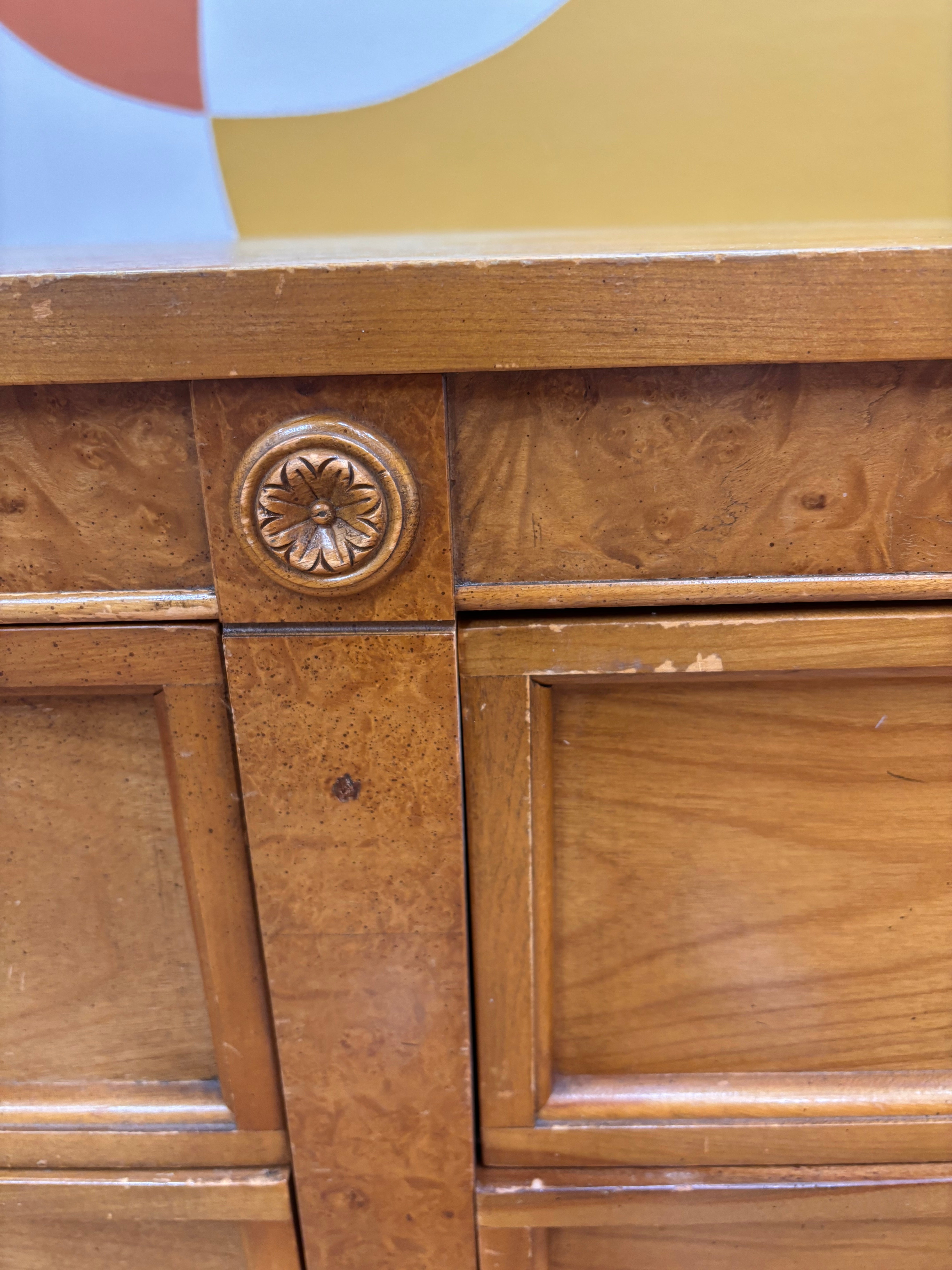 Bassett Furniture 9-Drawer Wood Dresser