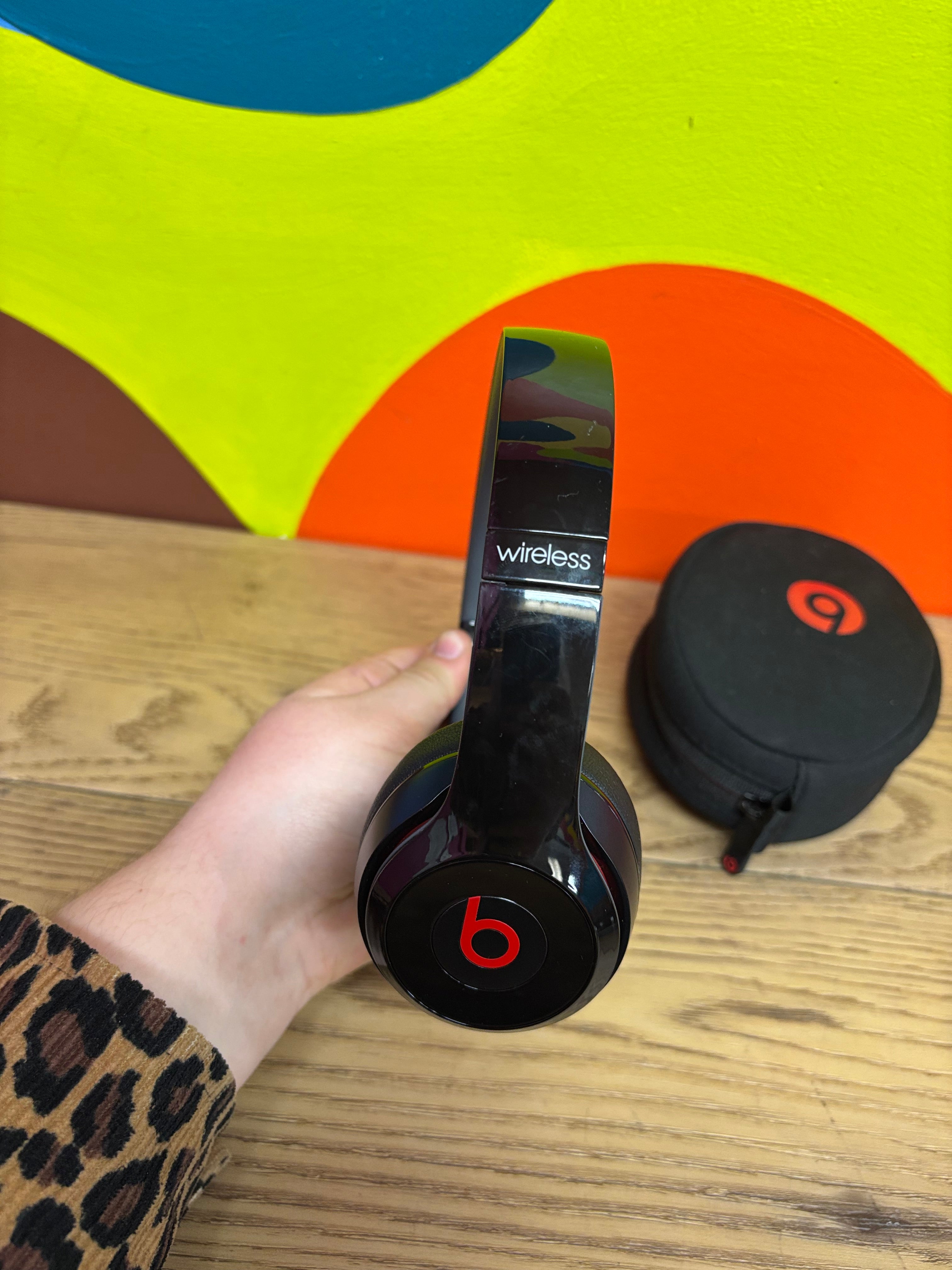 Beats Solo Wireless Headphones (Fixer Upper)