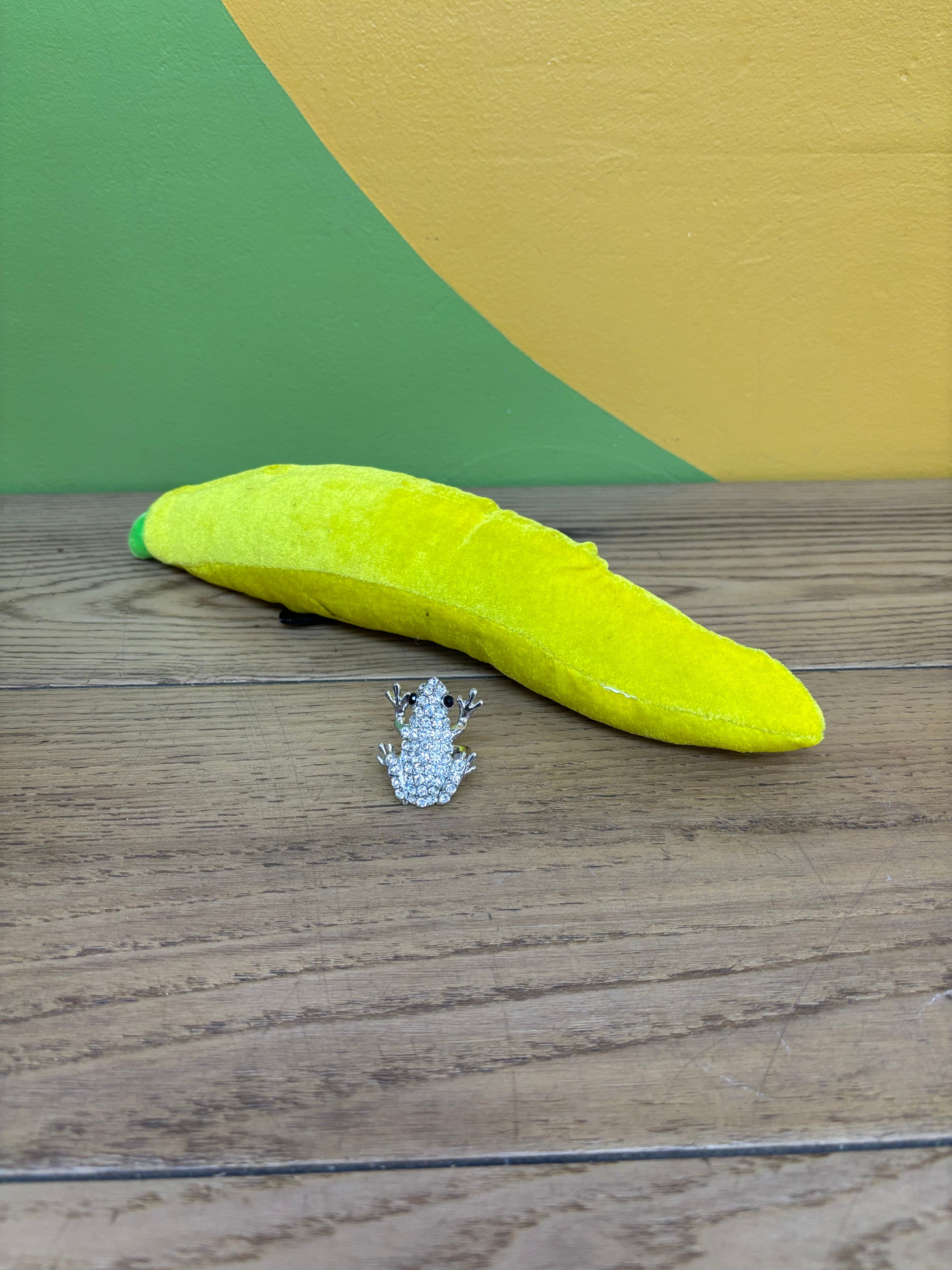 Large Frog Ring