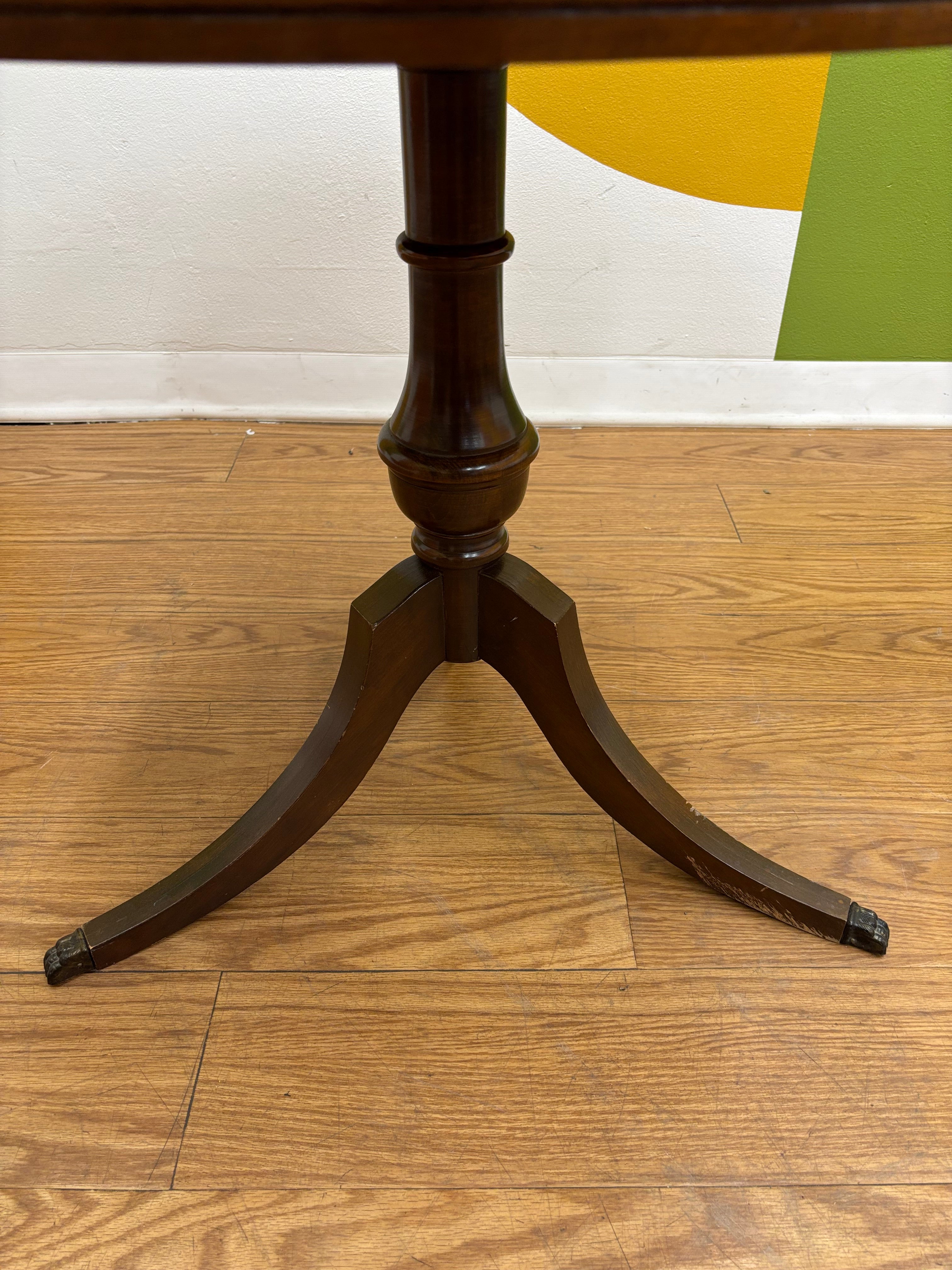 Round Side Table