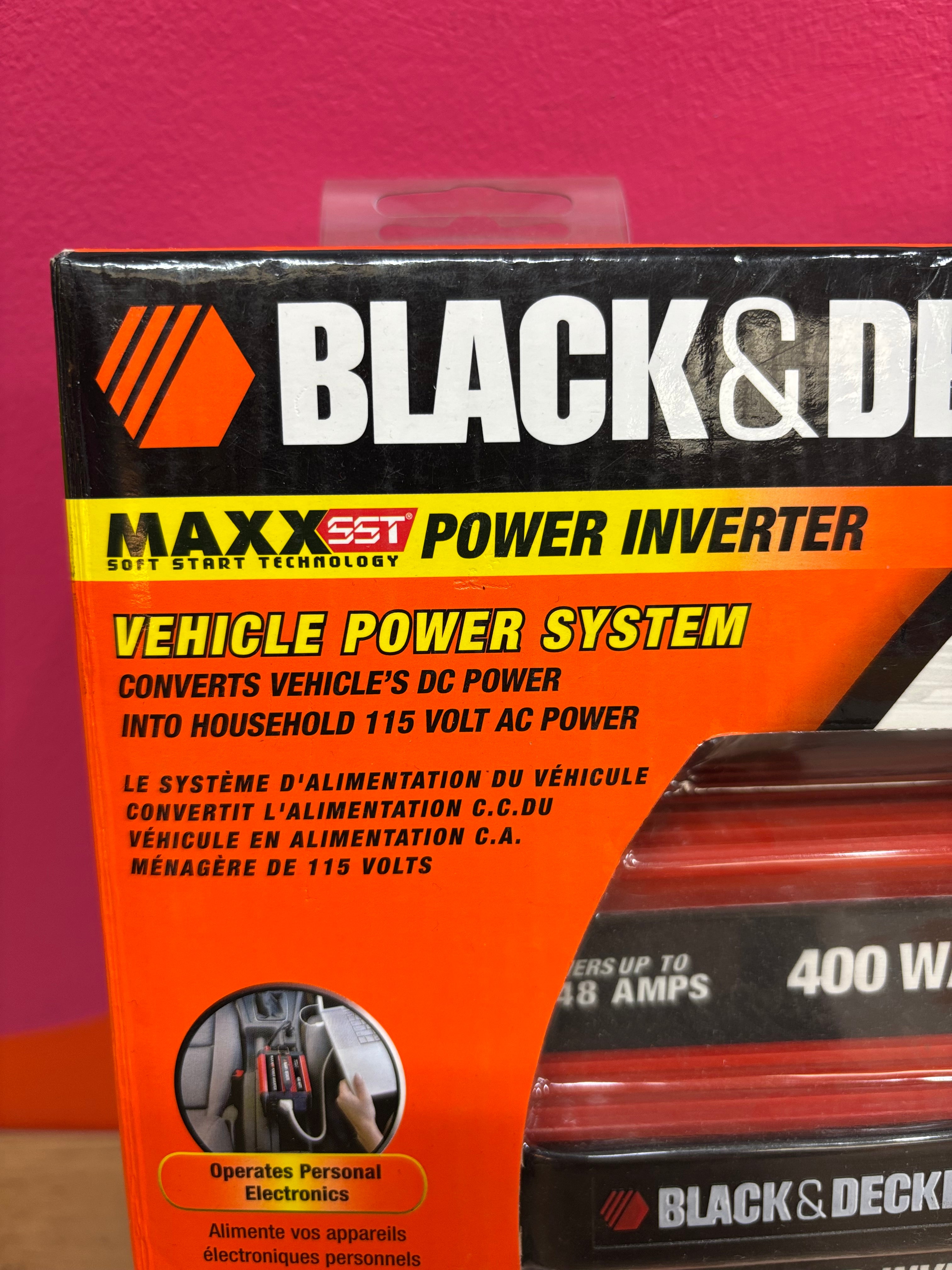 Black & Decker Power Inverter - NEW