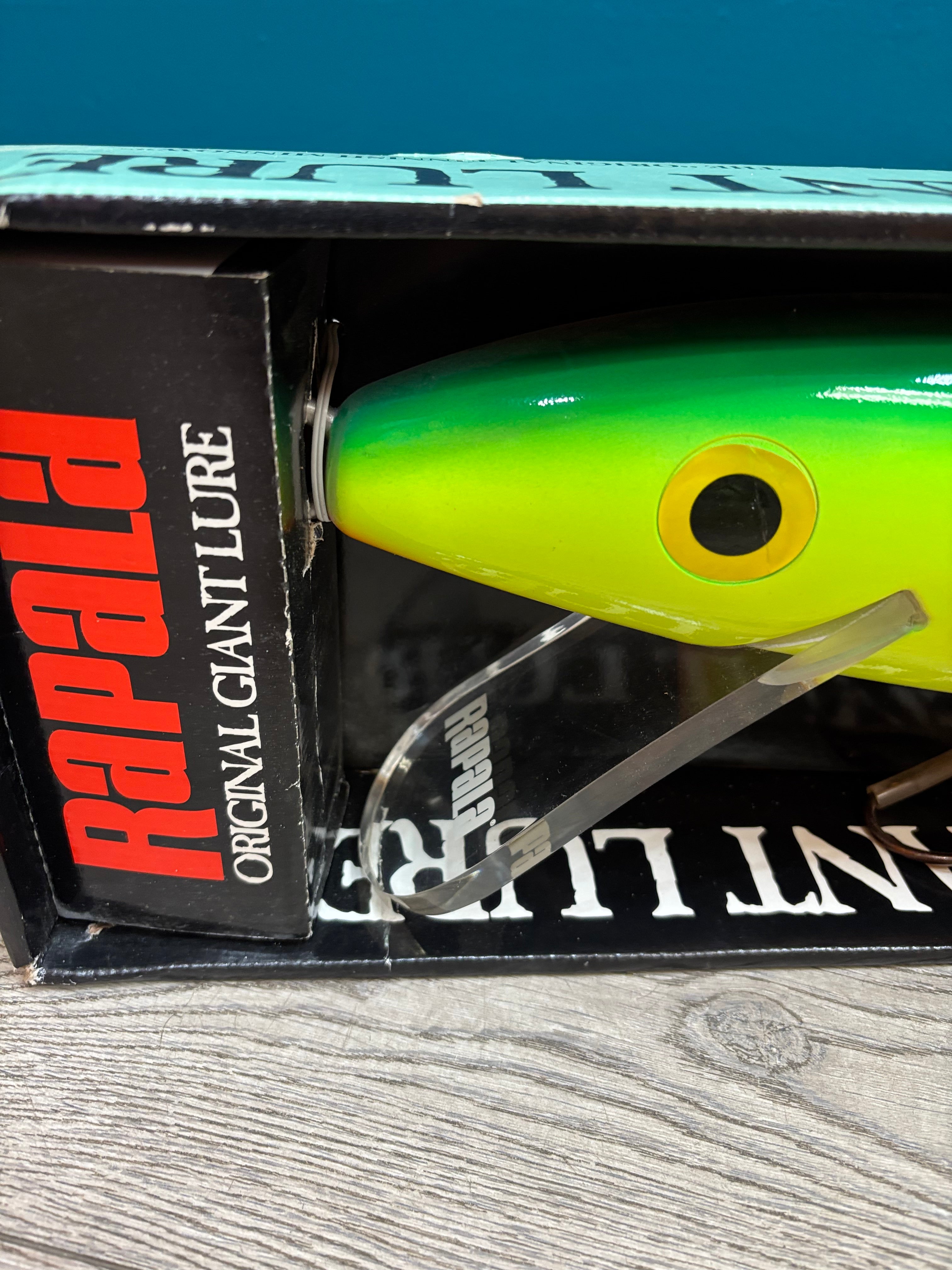 Rapala 29" Giant Lure