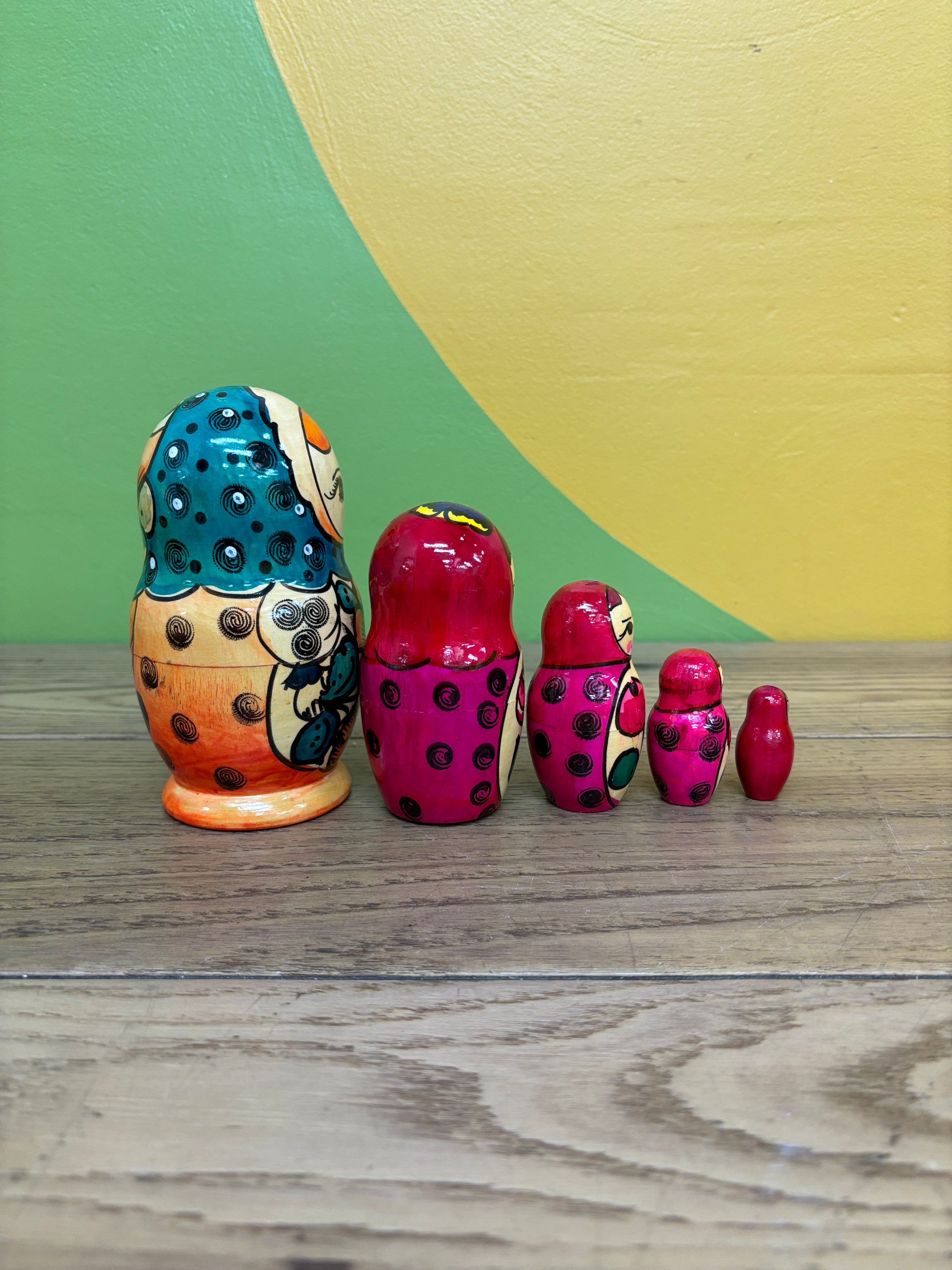 Nesting Dolls (5)