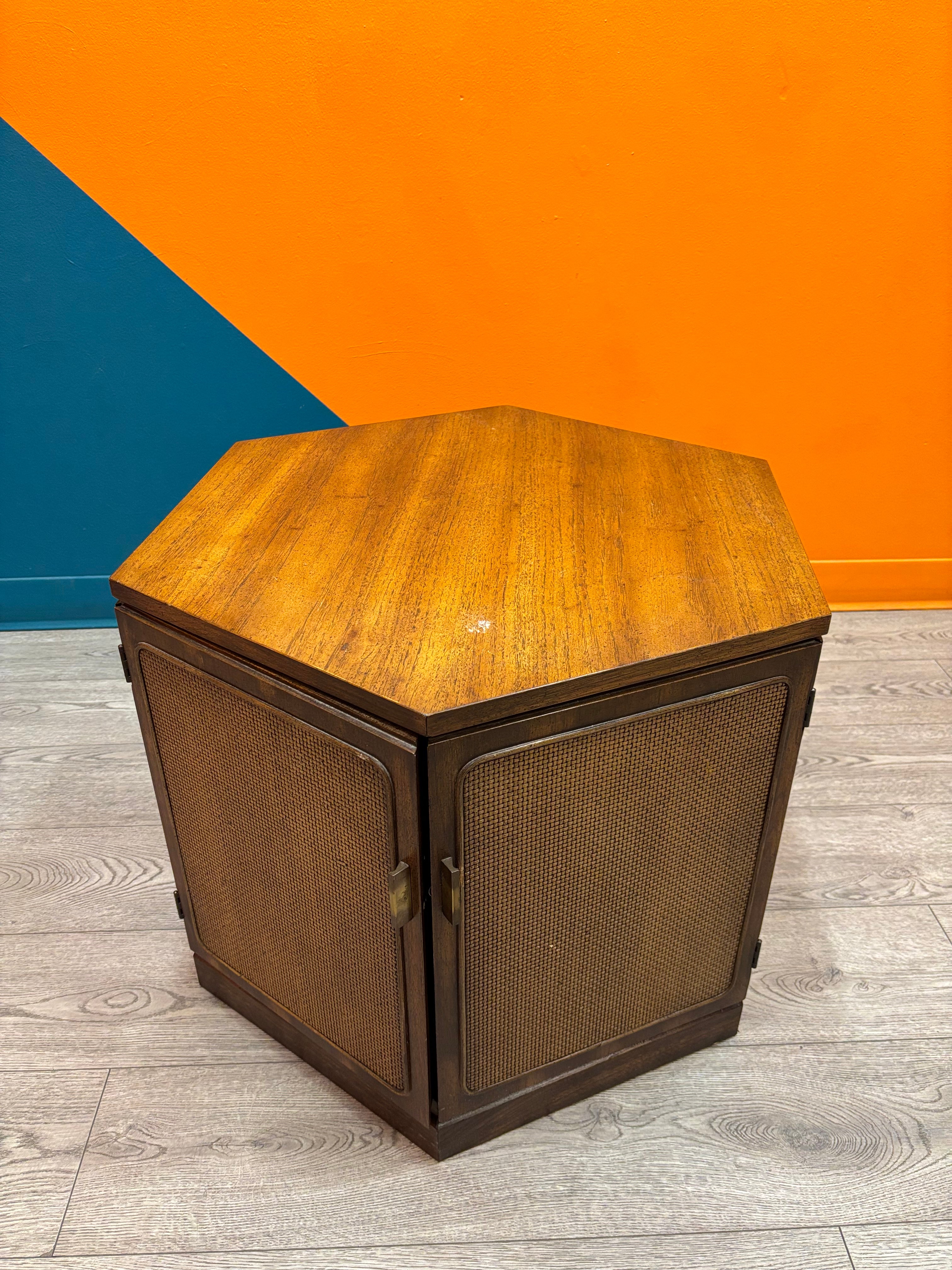 Big Wood Hexagon Table
