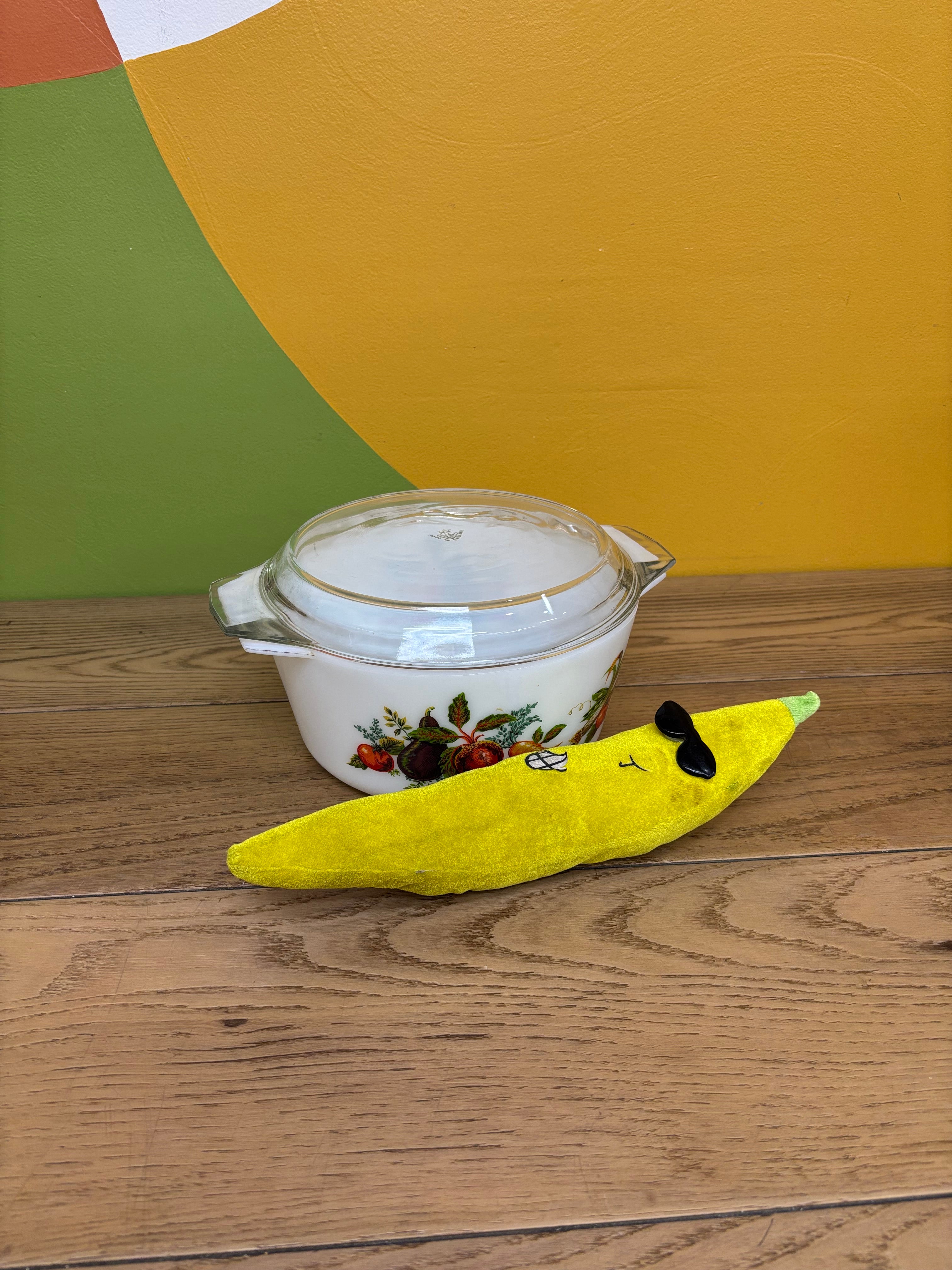 JAJ Pyrex Casserole Dish with Lid - Market Garden