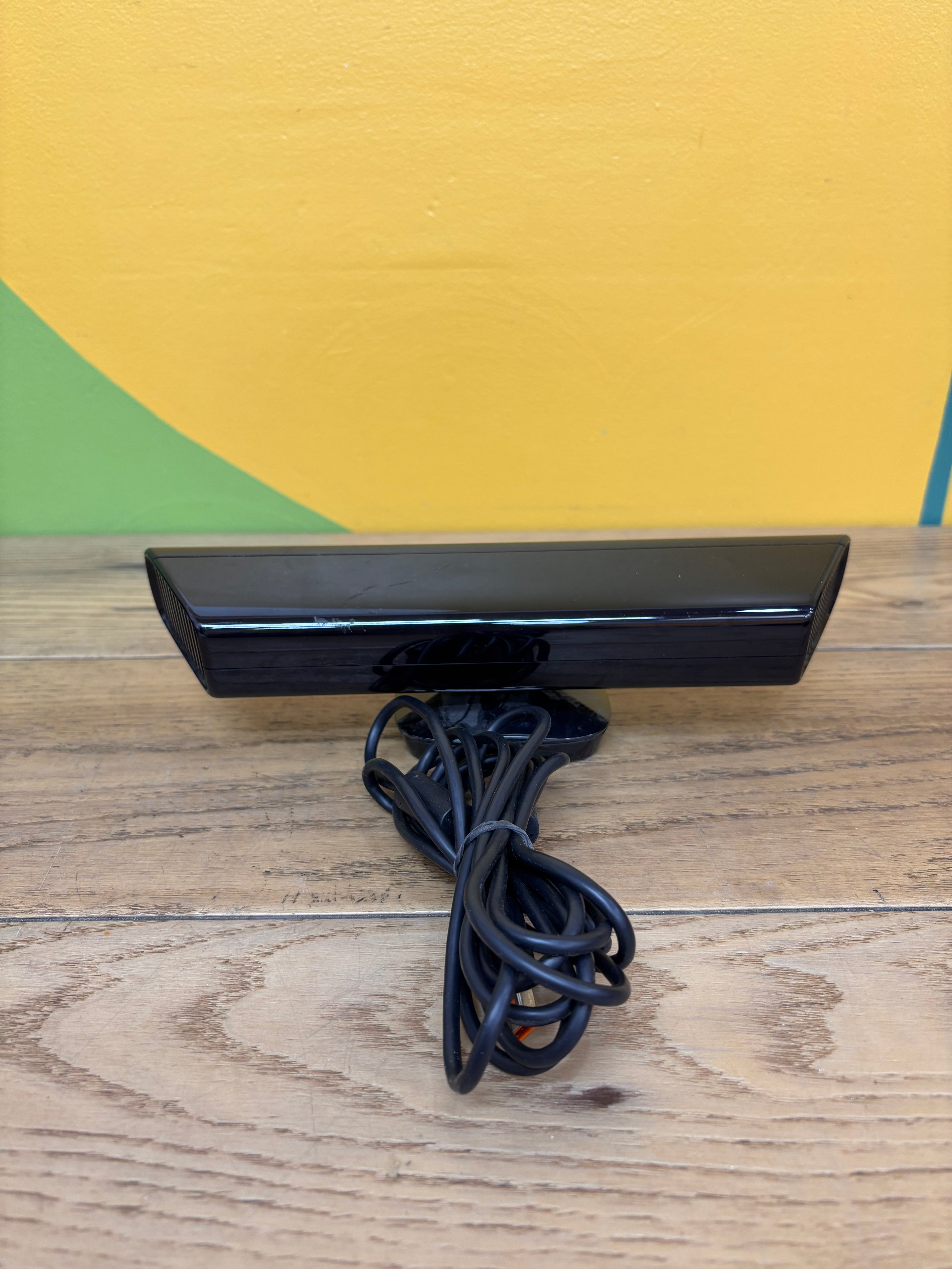 Xbox 360 S Bundle with Kinect Sensor