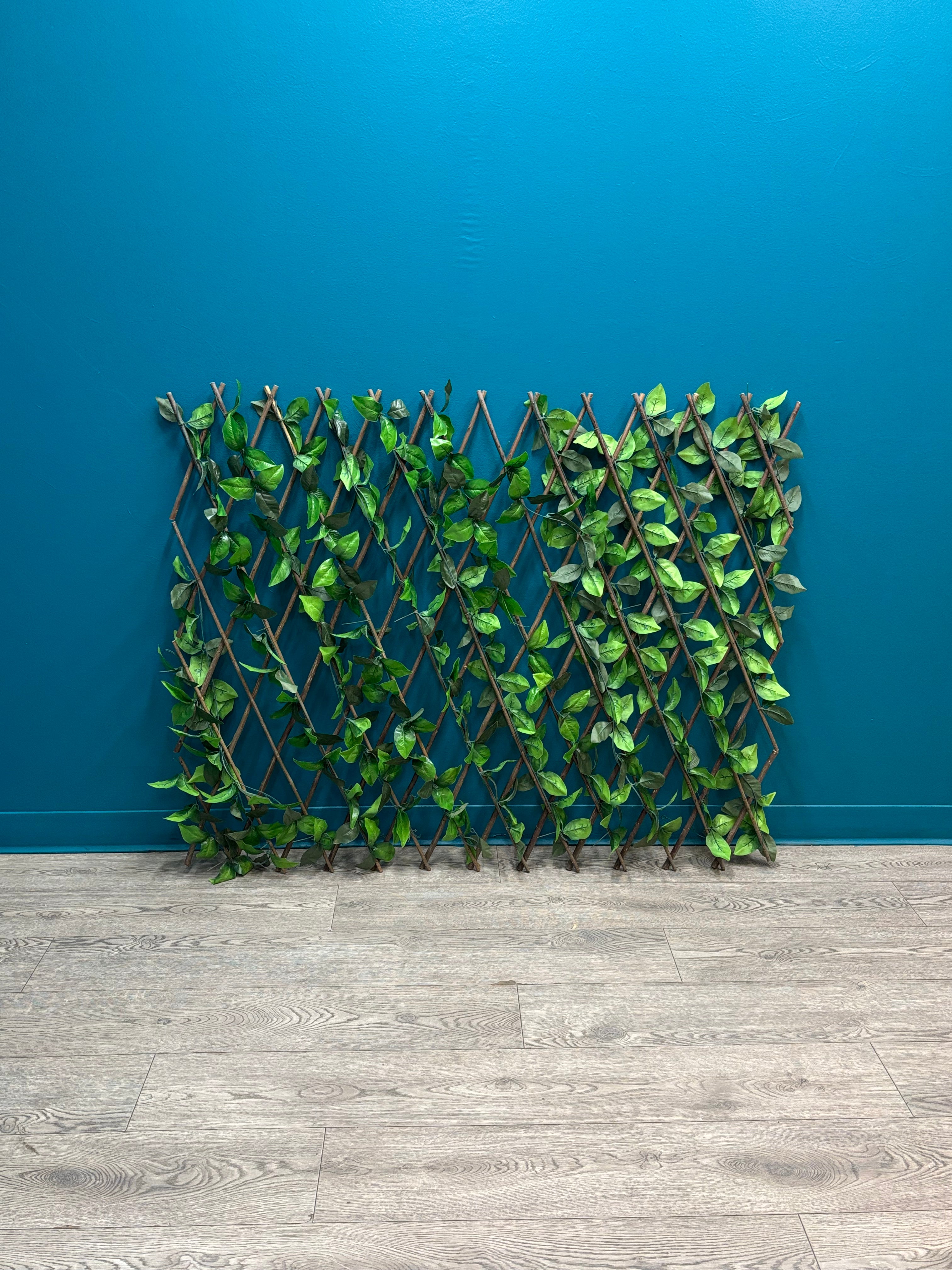 Expandable Artificial Ivy Privacy Screen