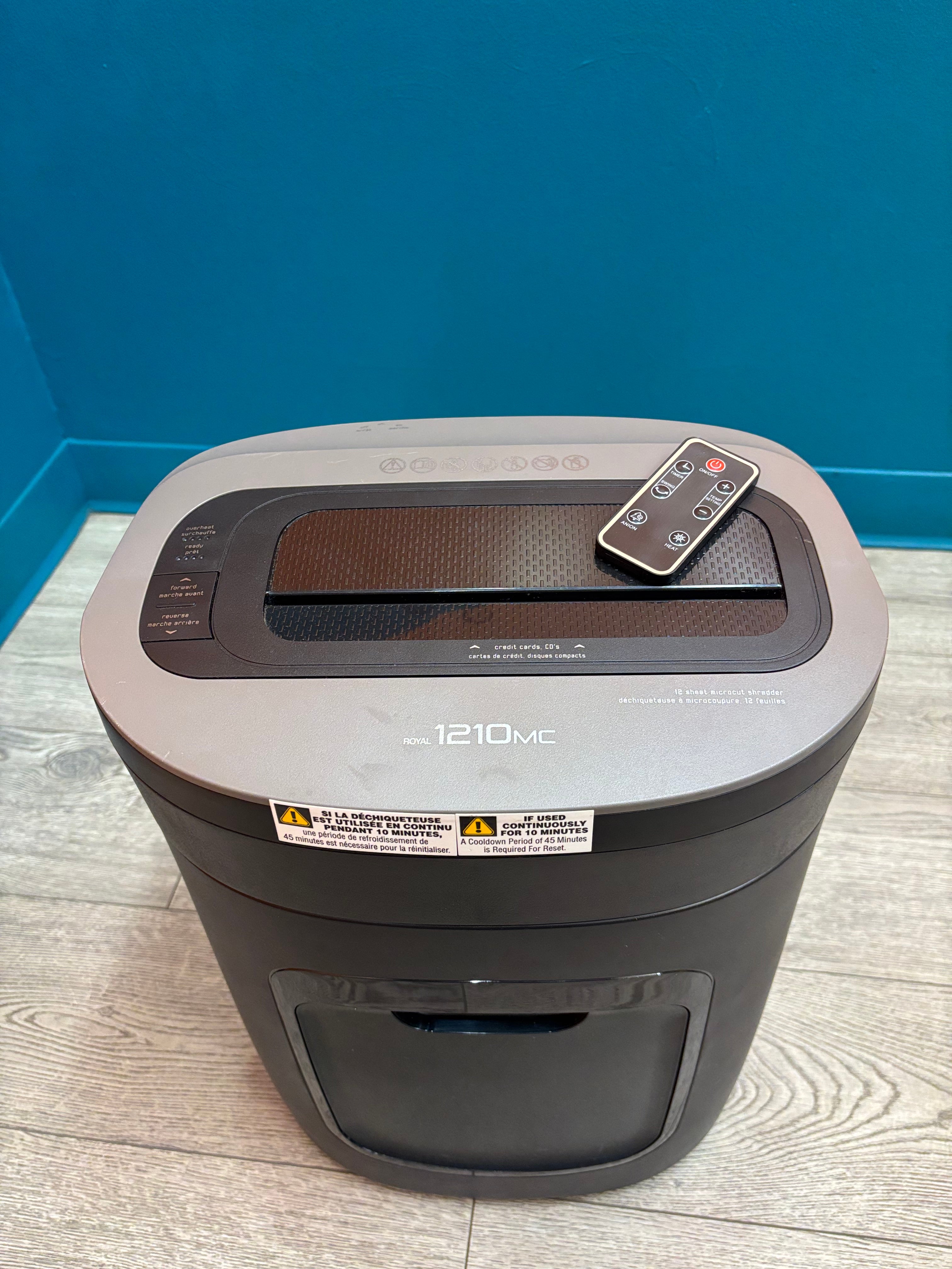 Royal Consumer 1210mc 12 Sheet Micro Shredder