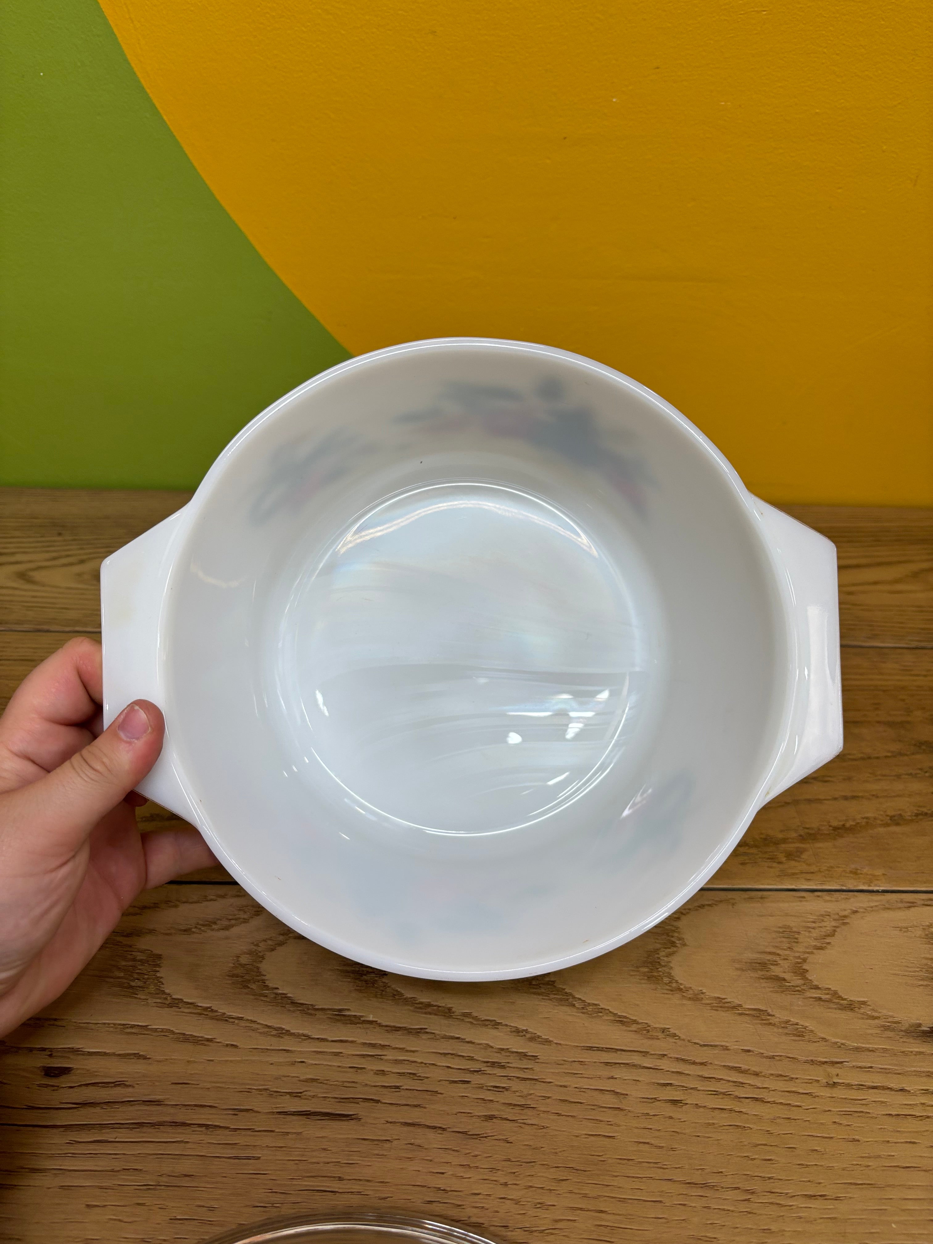 JAJ Pyrex Casserole Dish with Lid - Market Garden