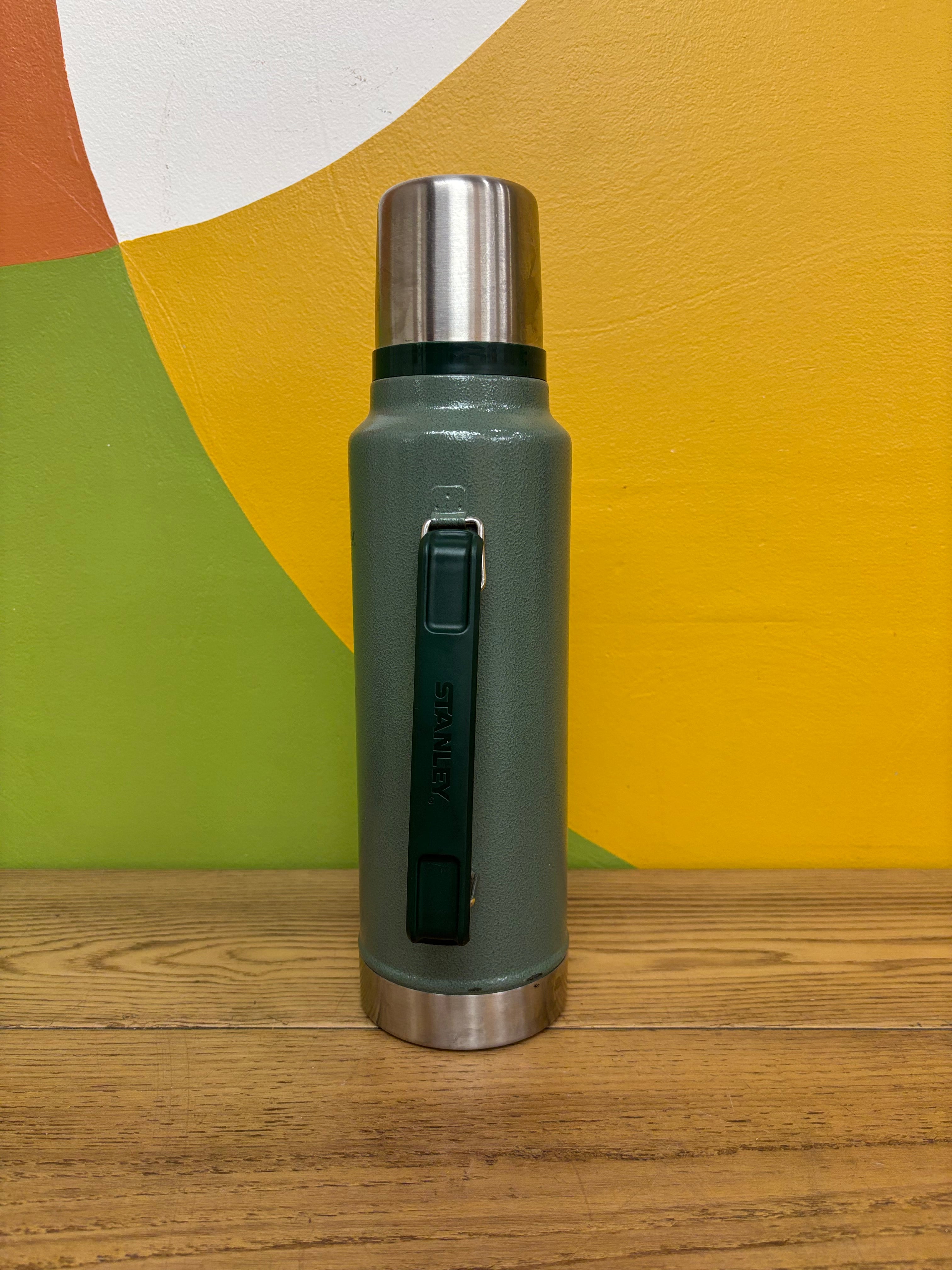 Stanley Classic Vacuum Bottle