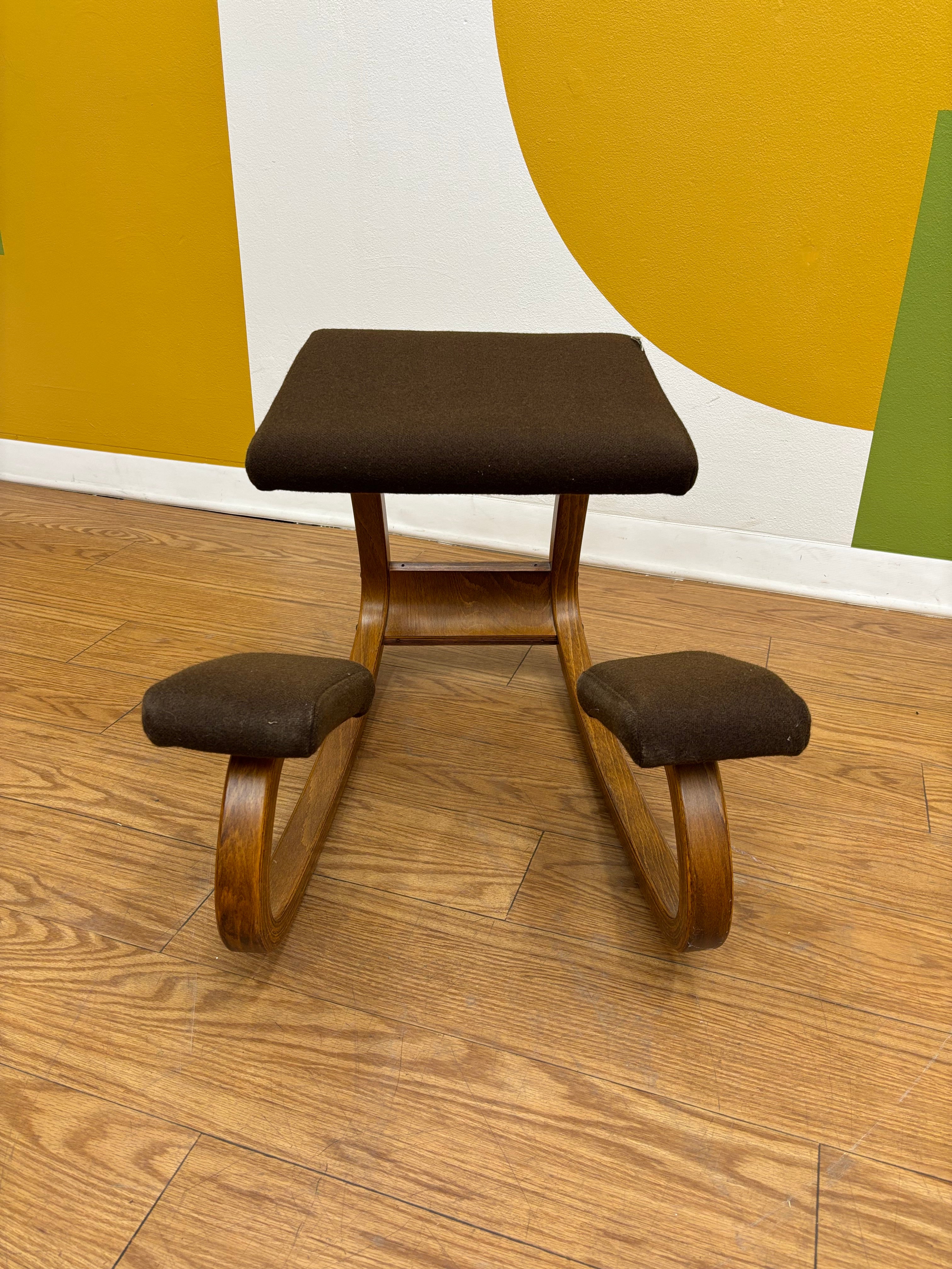 Rocking Kneeling Chair
