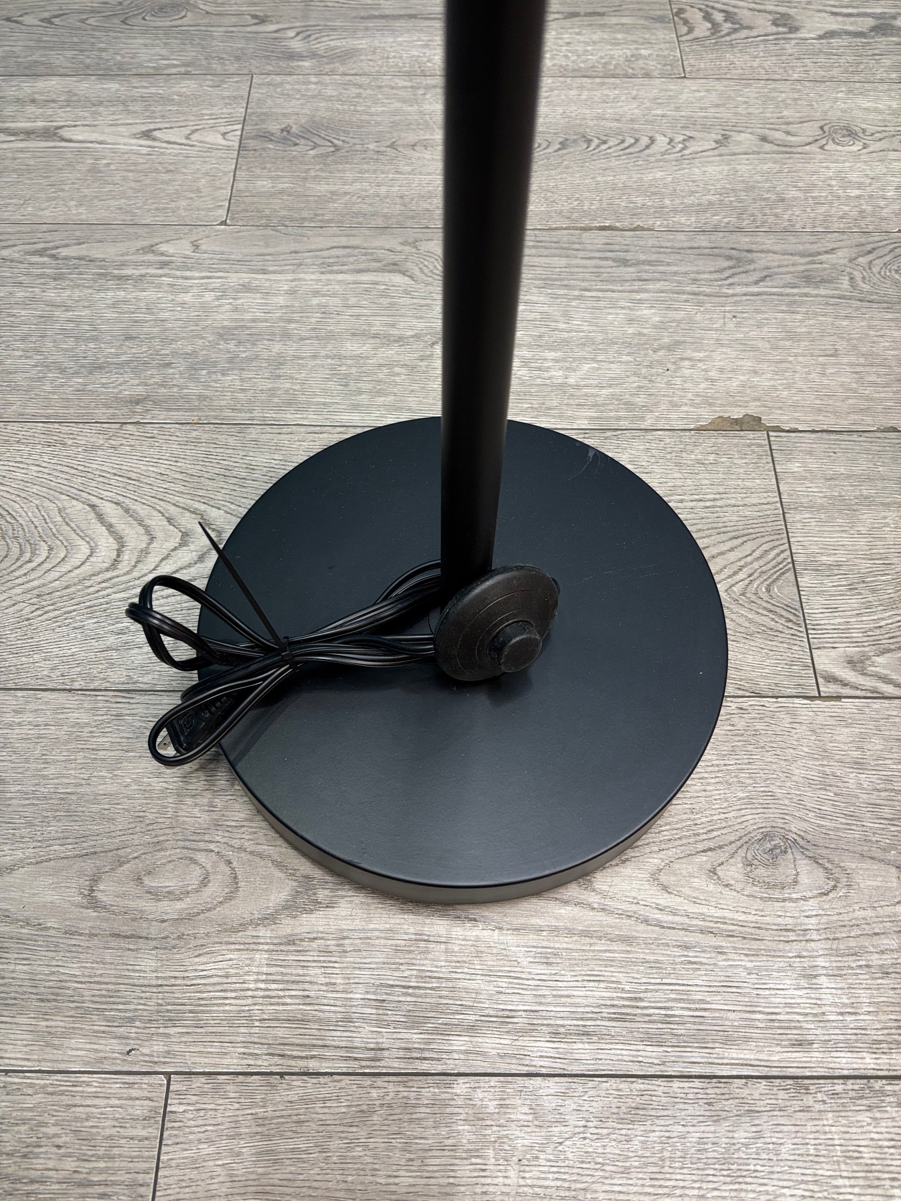 Black Floor Lamp