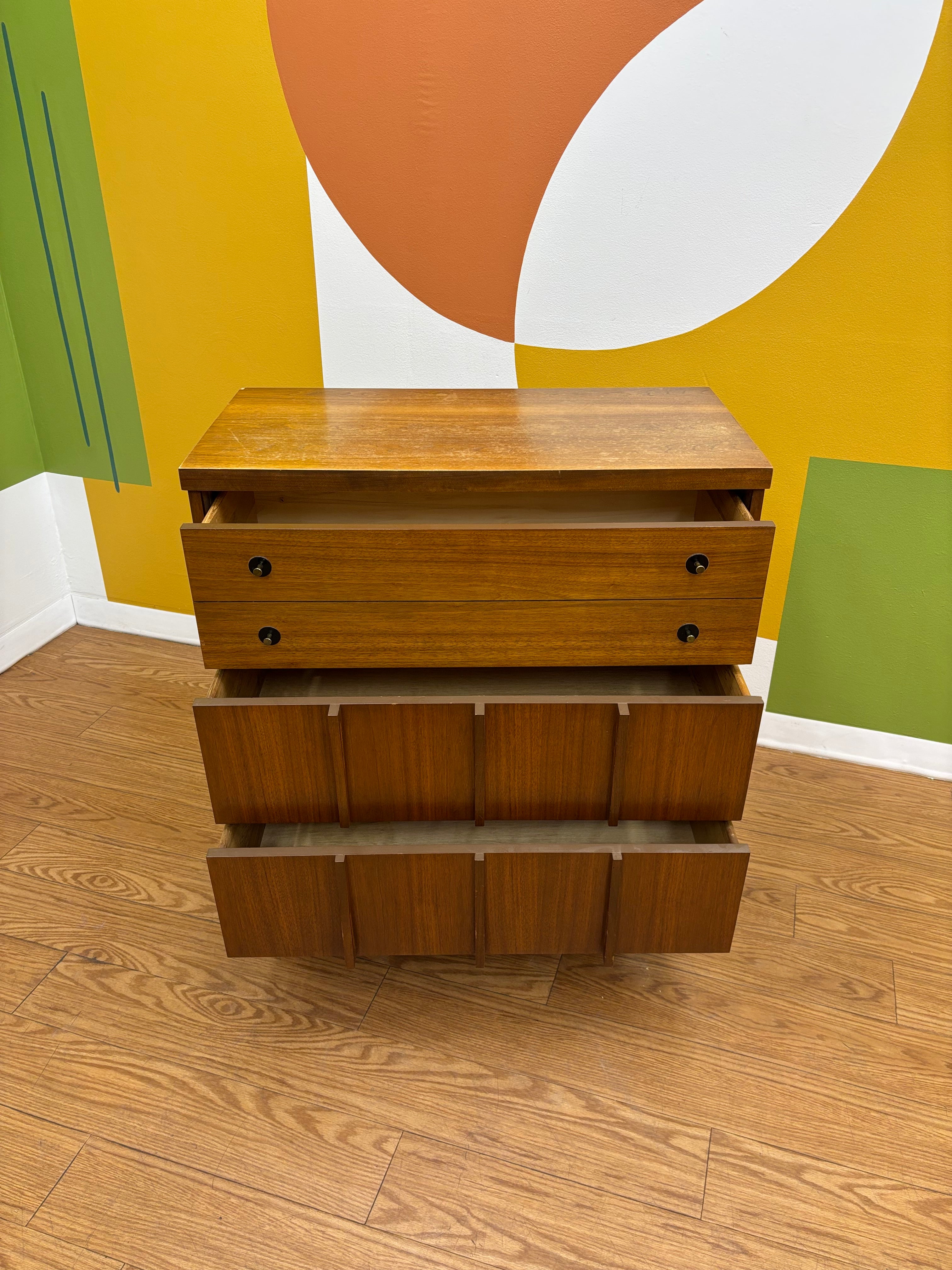 4 Drawer Dresser
