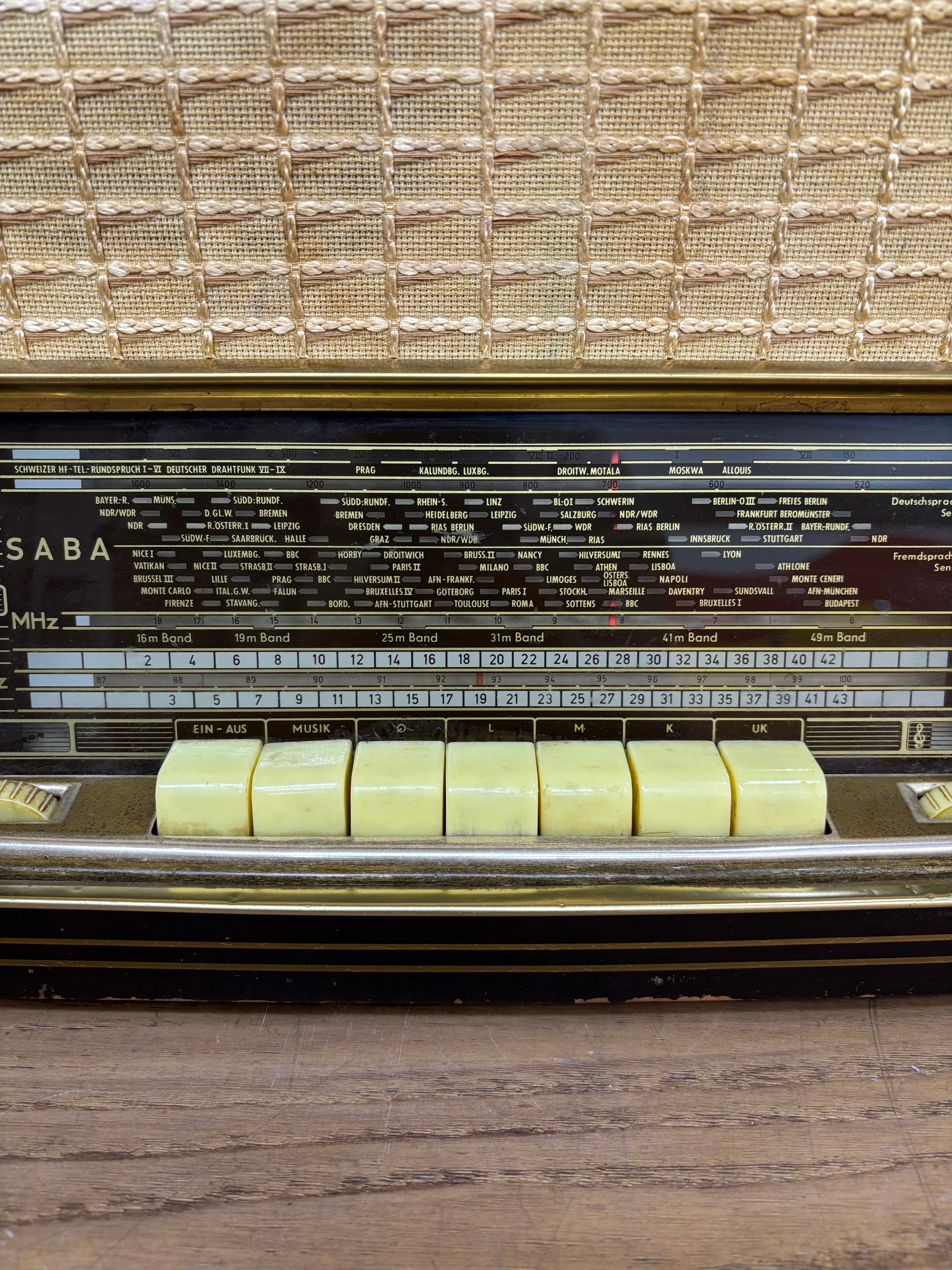 Saba Wildbad 8 Tube Radio