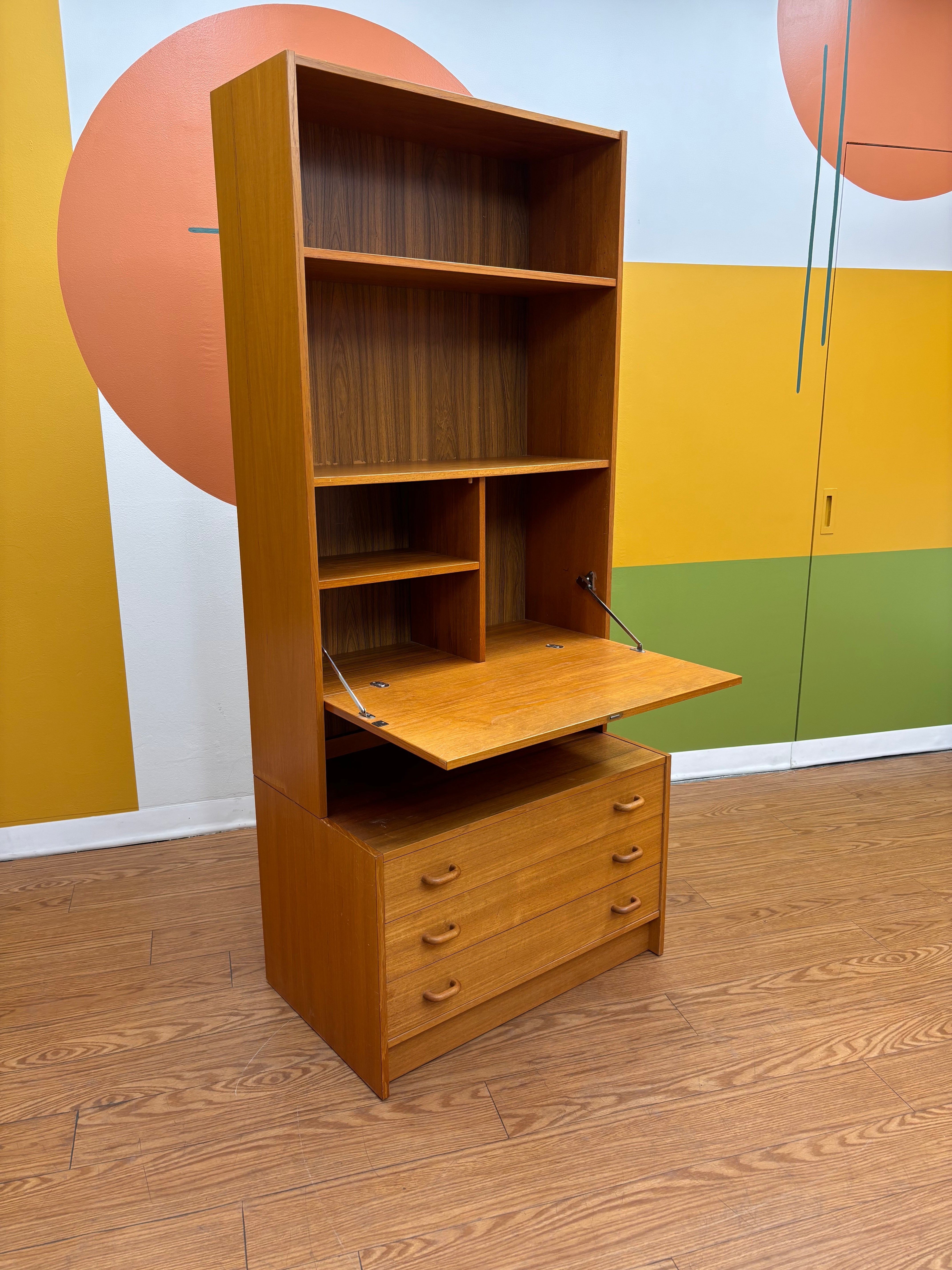 Danish Domino Mobler Wall Unit