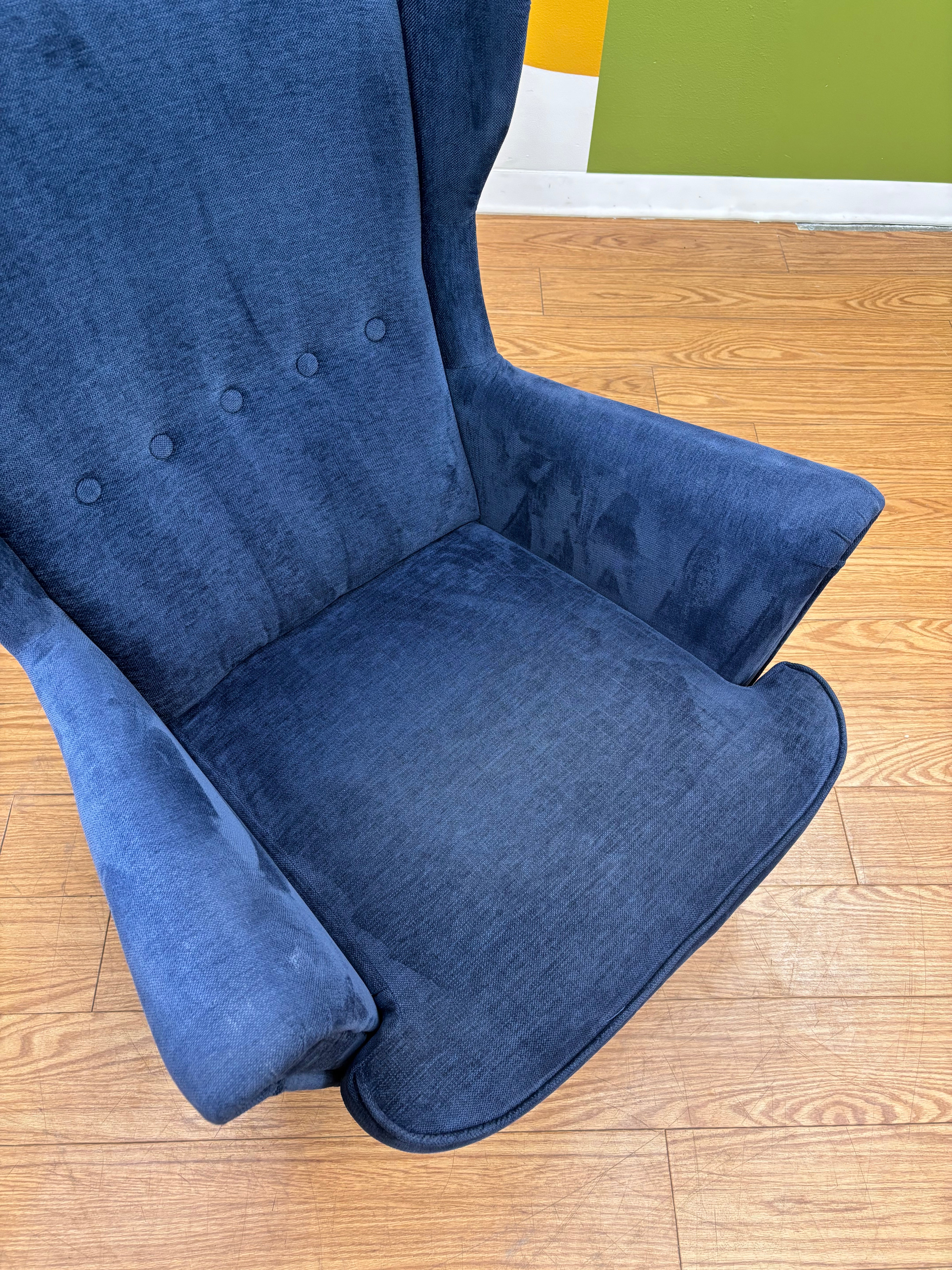 IKEA Strandmon Chair (2 available)