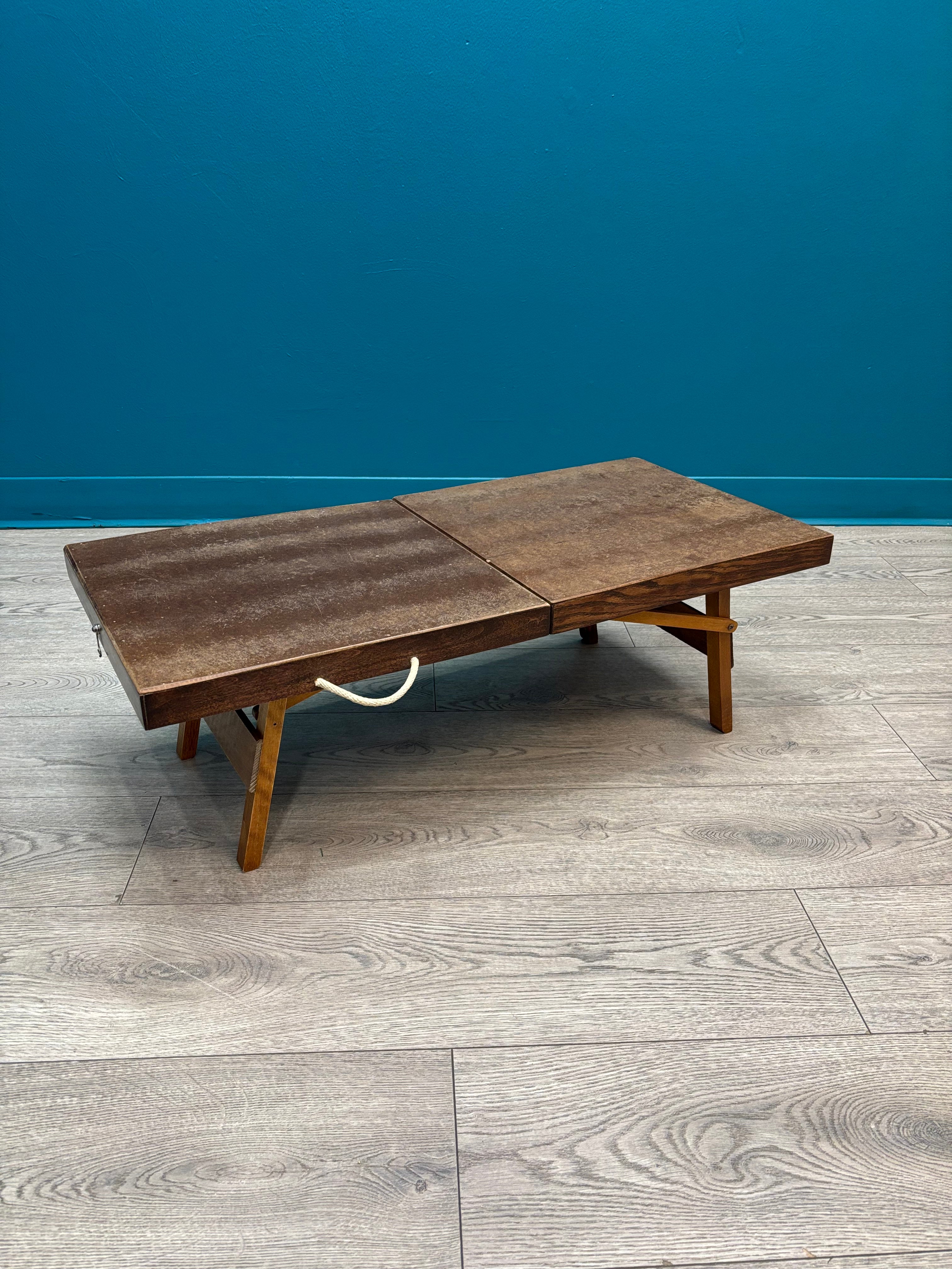 Howe Small Folding Table