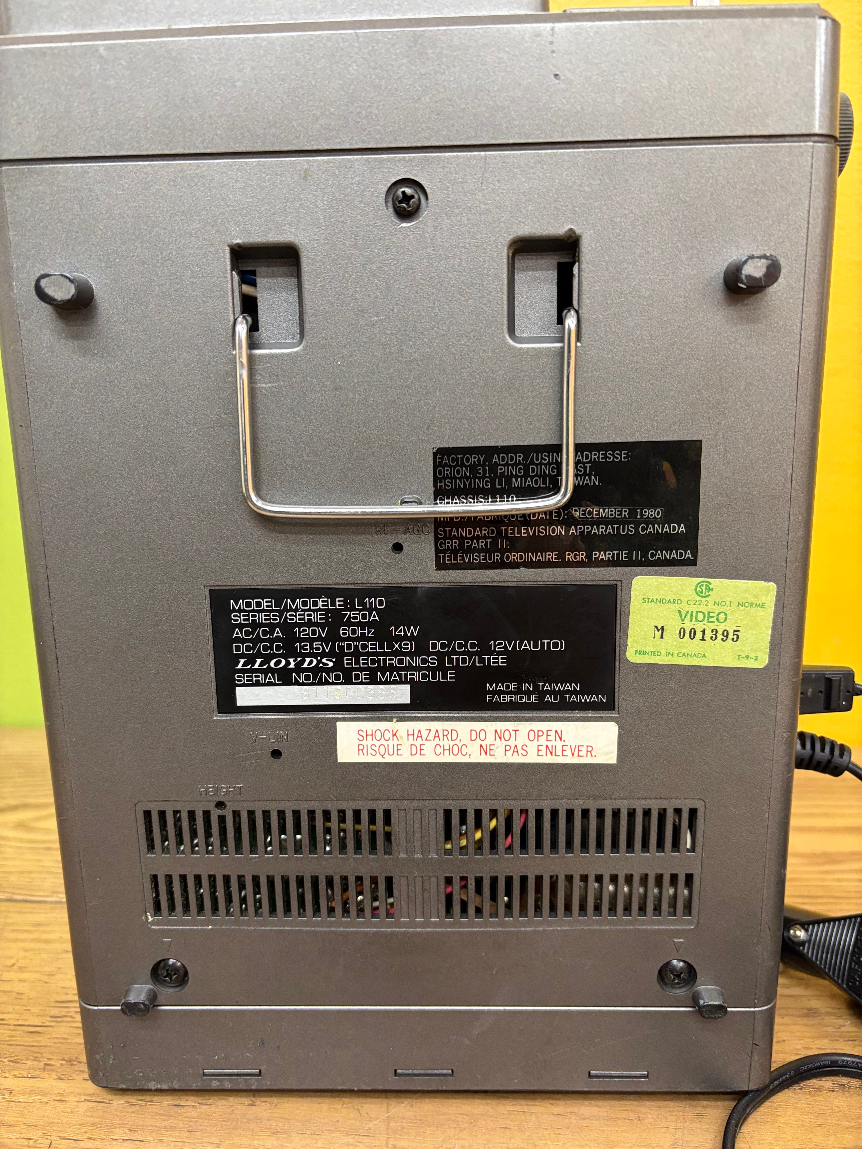 Lloyd’s Portable TV/Radio