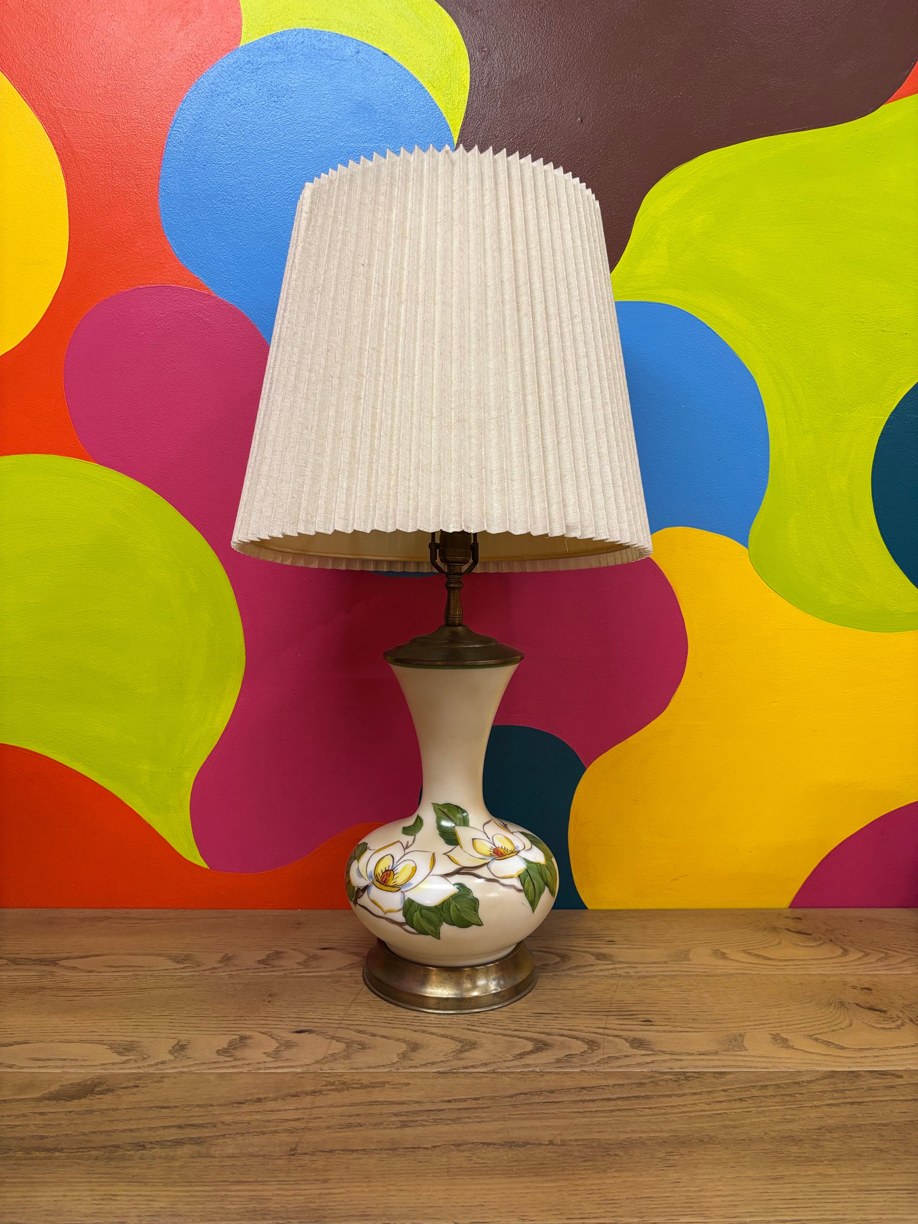 White Lotus Table Lamp