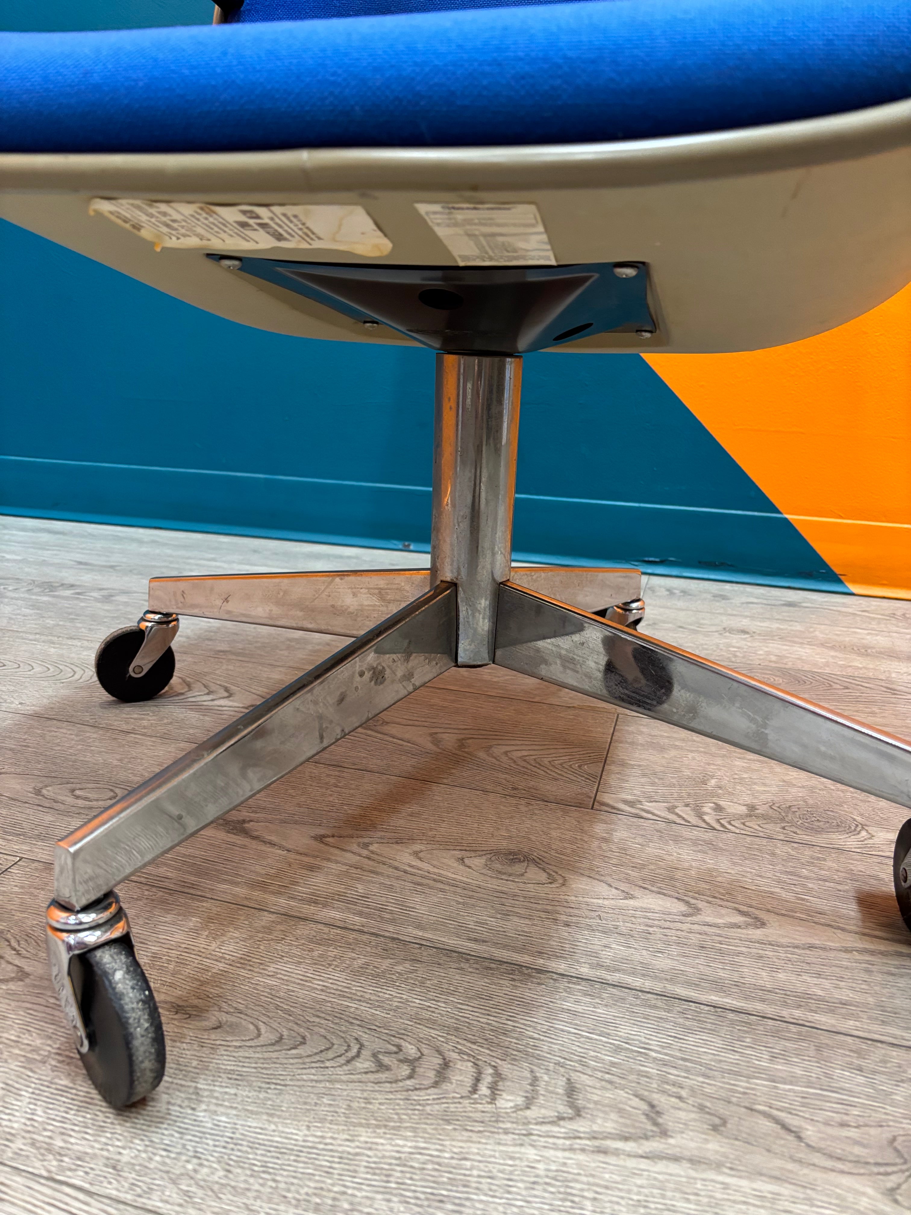 Blue Steelcase 451 Rolling Chair