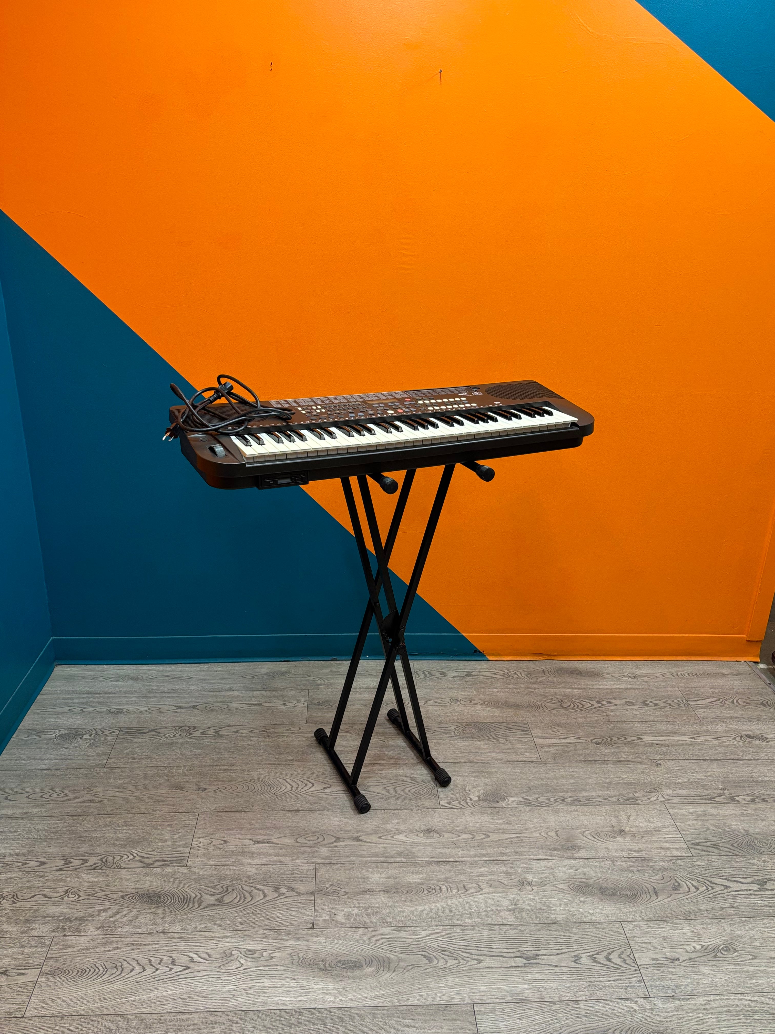The Korg i5S Keyboard on Stand