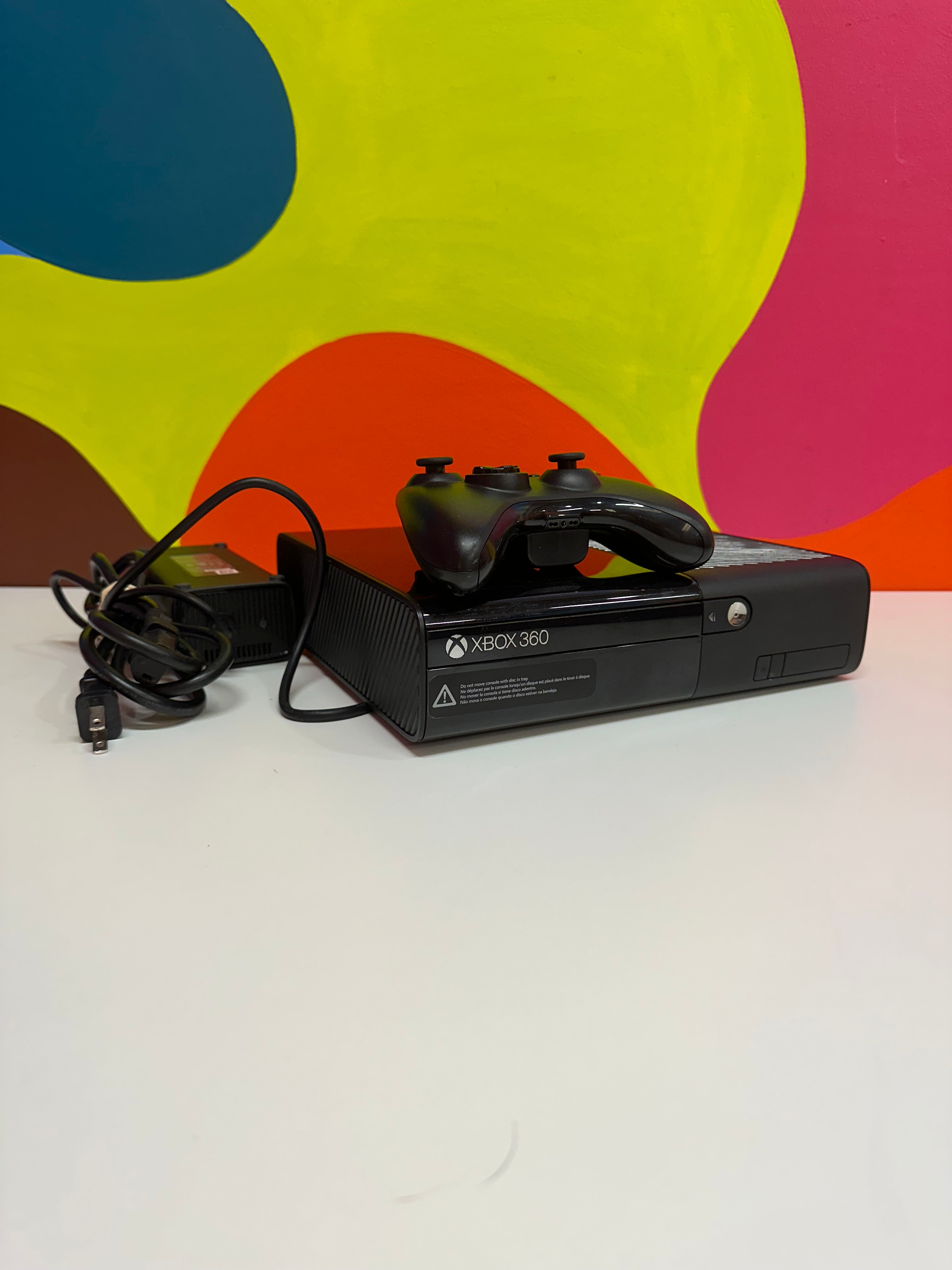 X Box 360 Console with Controller