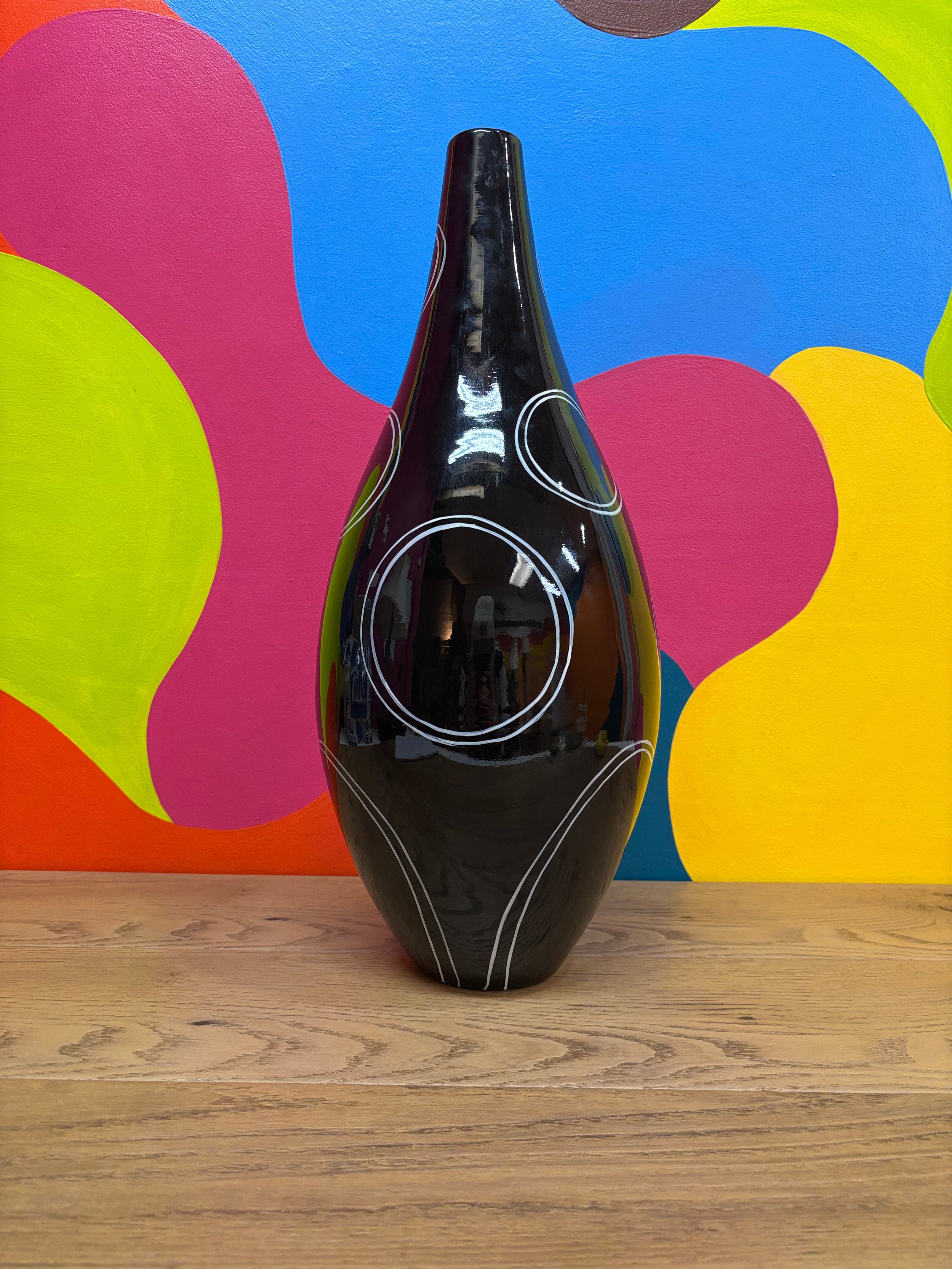 Black & White Acrylic Vase