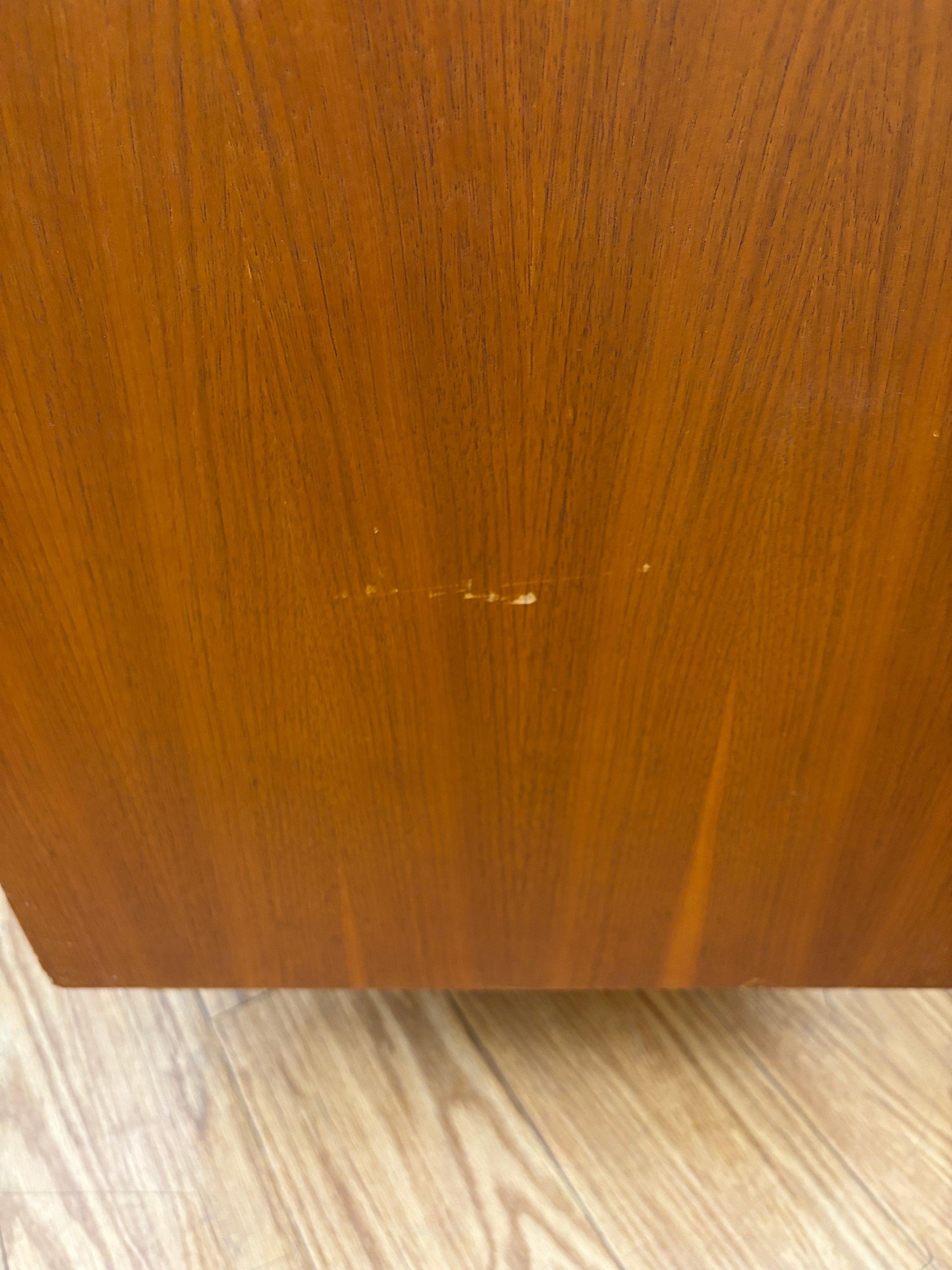 6 Drawer Dresser